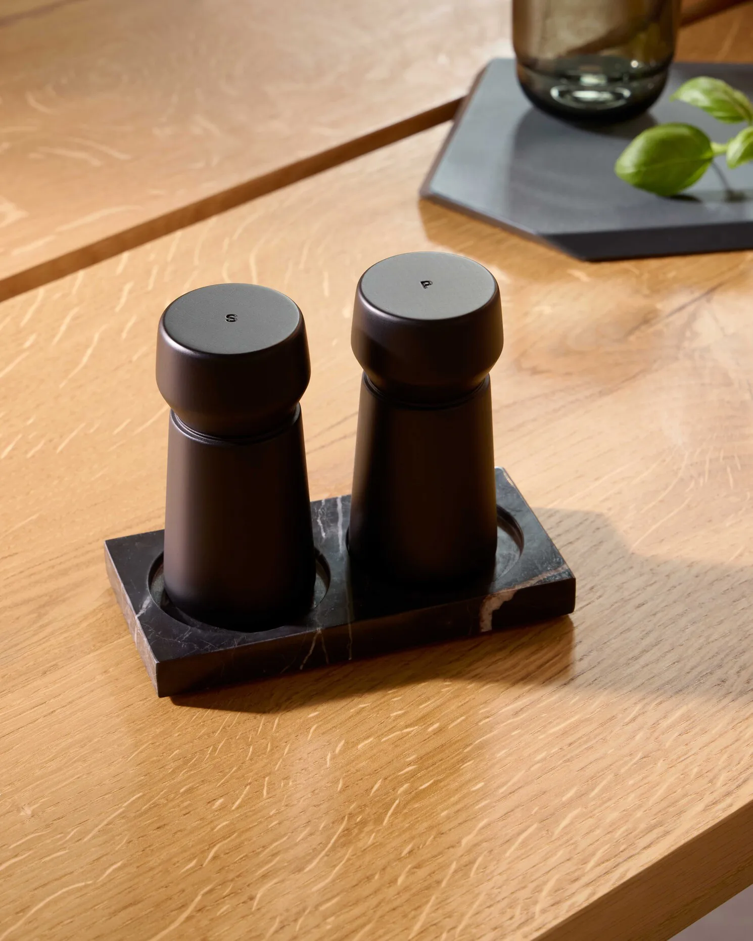 Amsterdam salt and pepper mill set, Black, FSC beech, 2 parts Crushgrind