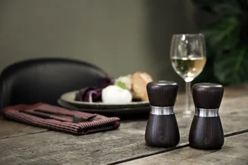 Kyoto spice grinder - Brown glaze, FSC ash, 10 cm - Crushgrind
