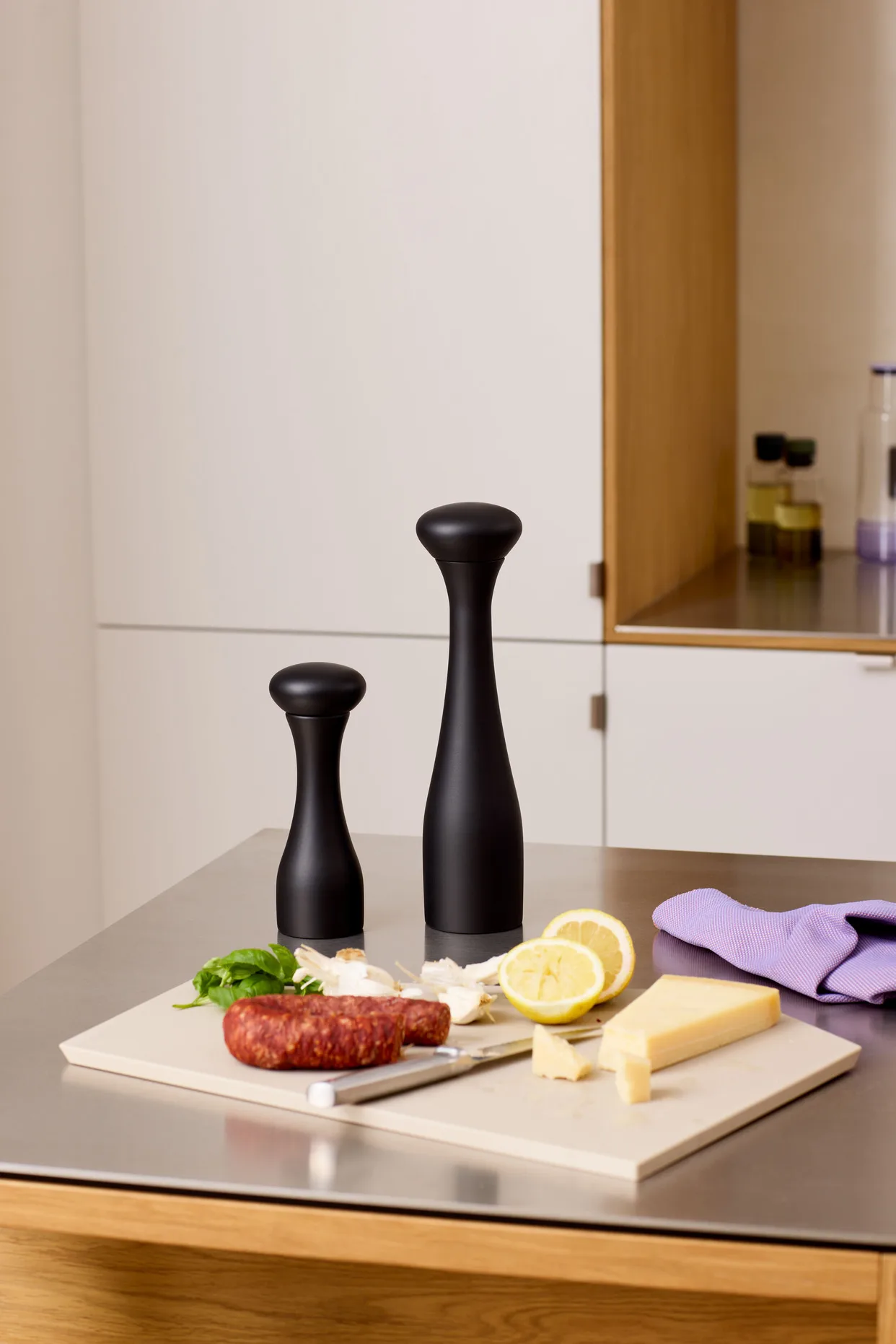 Lyon spice mill, Black, 19 cm Crushgrind