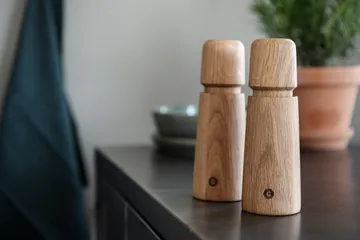 Stockholm spice mill - Natural, FSC oak, 17 cm - Crushgrind