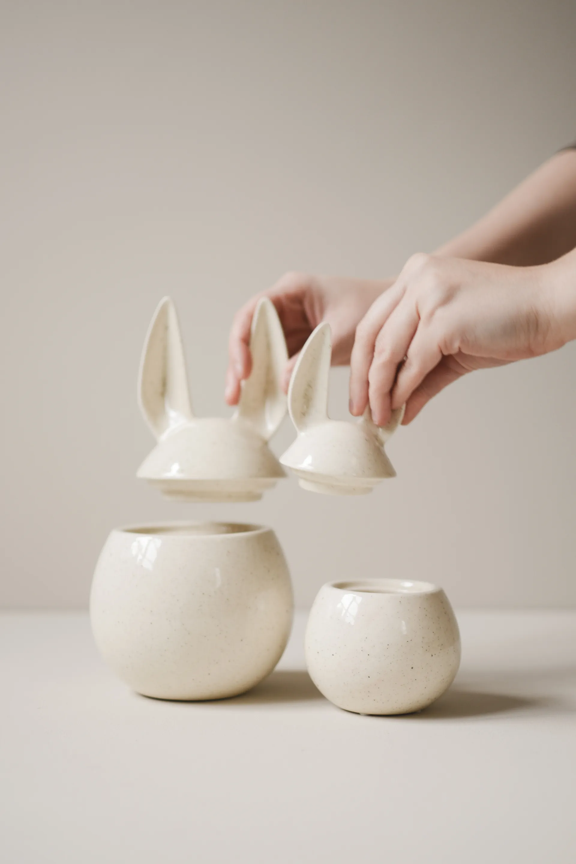 DBKD Eating rabbit bowl small, Vanilla DBKD