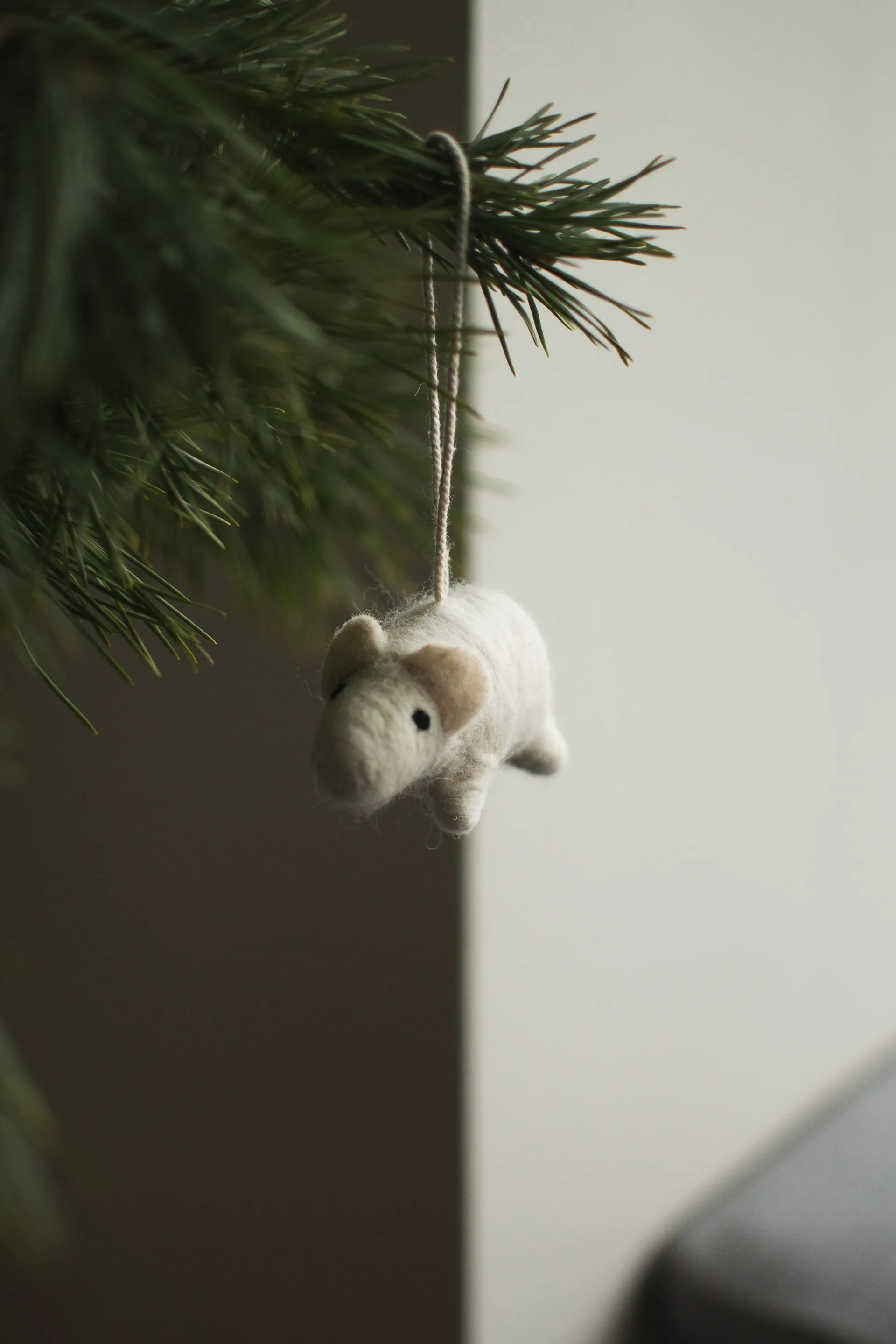 Hanging pig decoration hanger, White DBKD