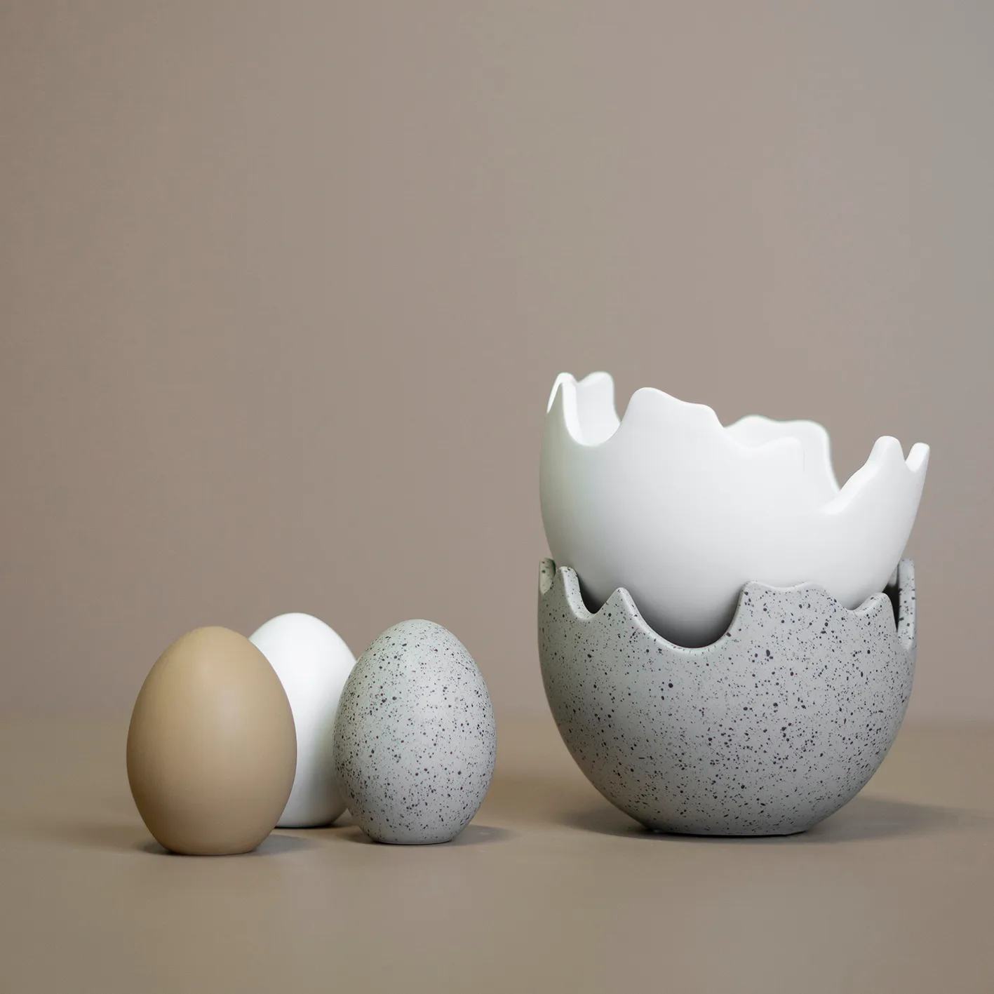 Happy Easter bowl egg shell large, mole dot DBKD