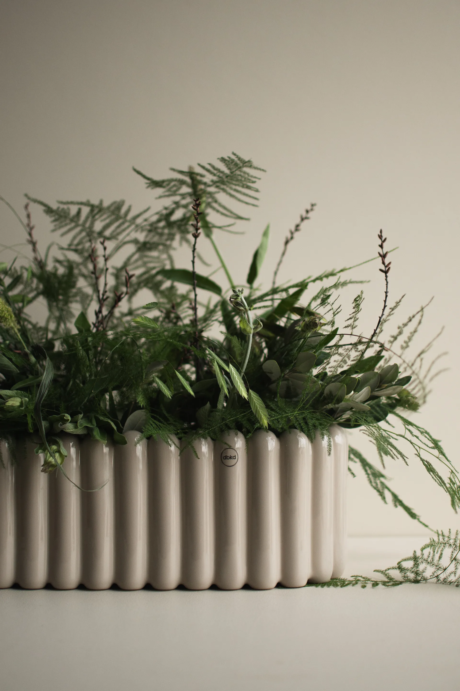 Mist flower pot oval, Shiny mole DBKD