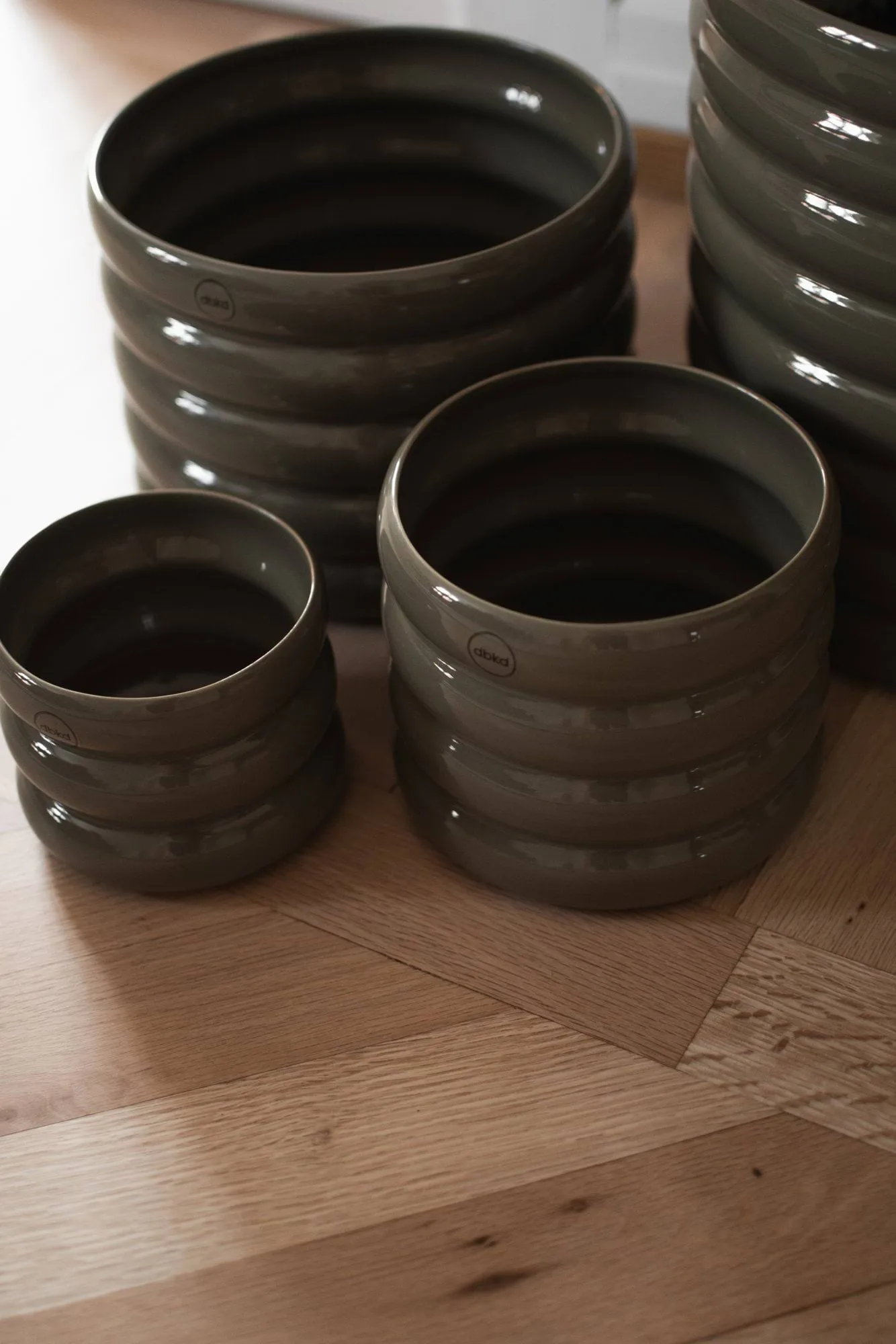 Mud plant pot shiny dust, Ø14 cm DBKD