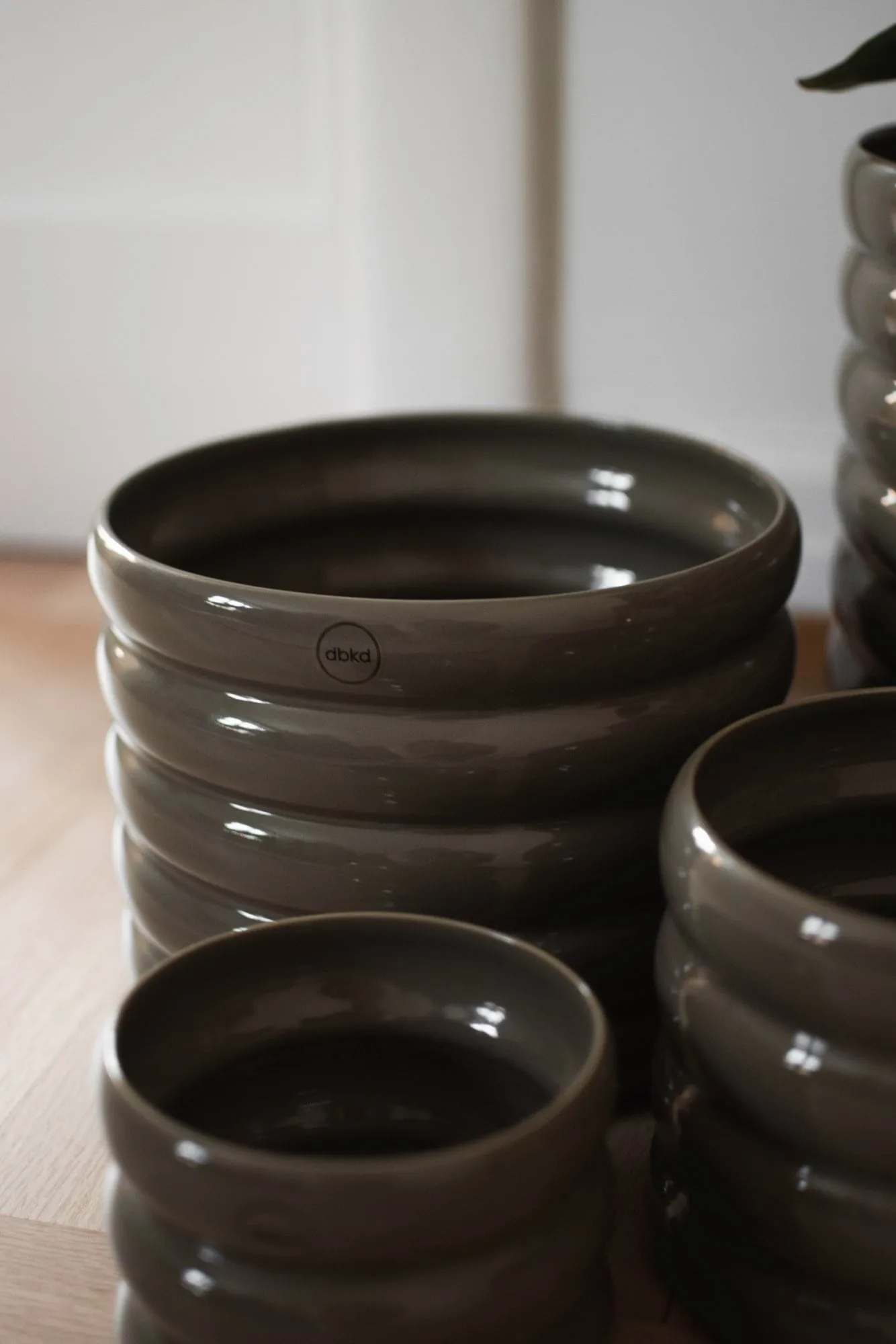 Mud plant pot shiny dust, Ø20 cm DBKD