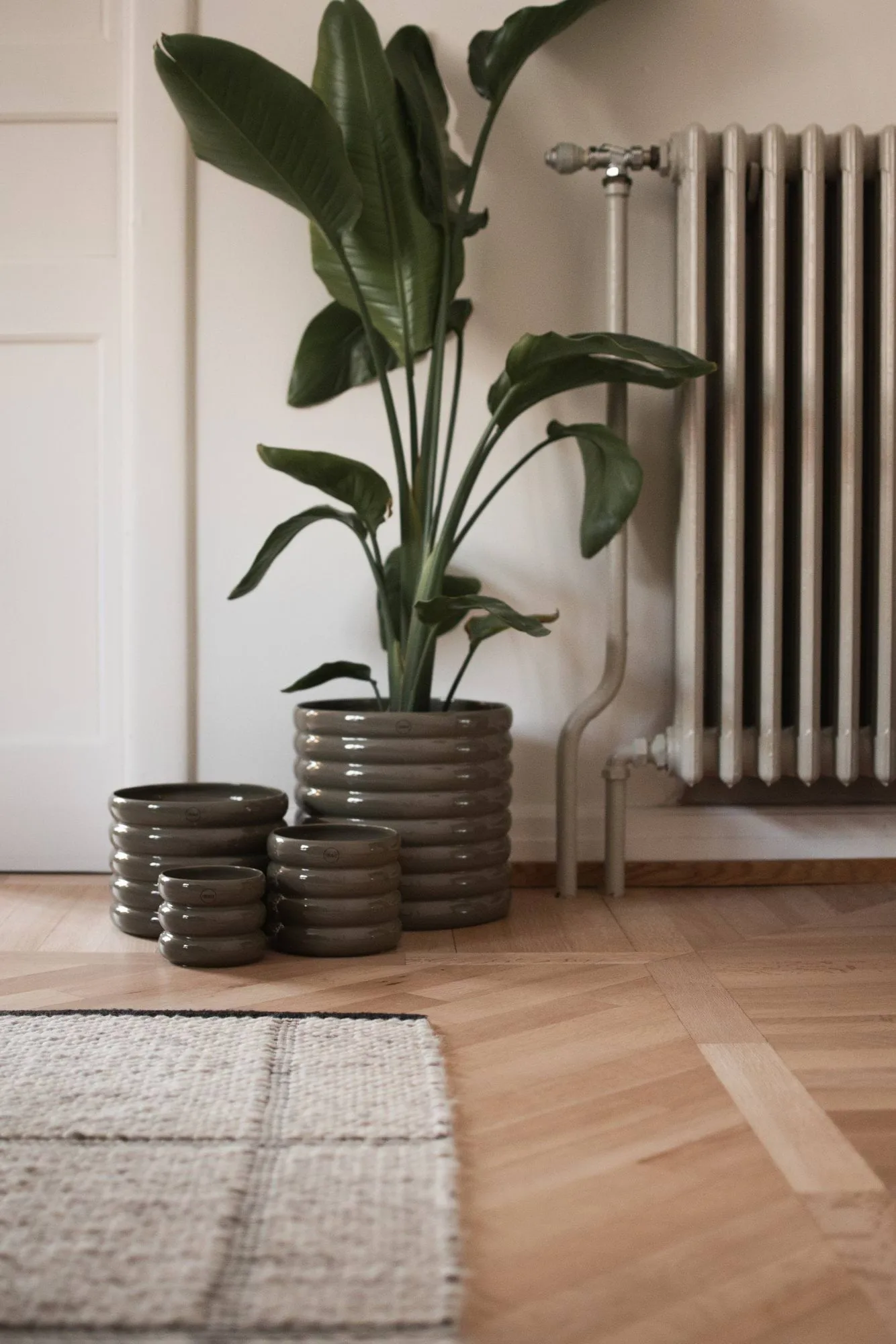 Mud plant pot shiny dust, Ø20 cm DBKD