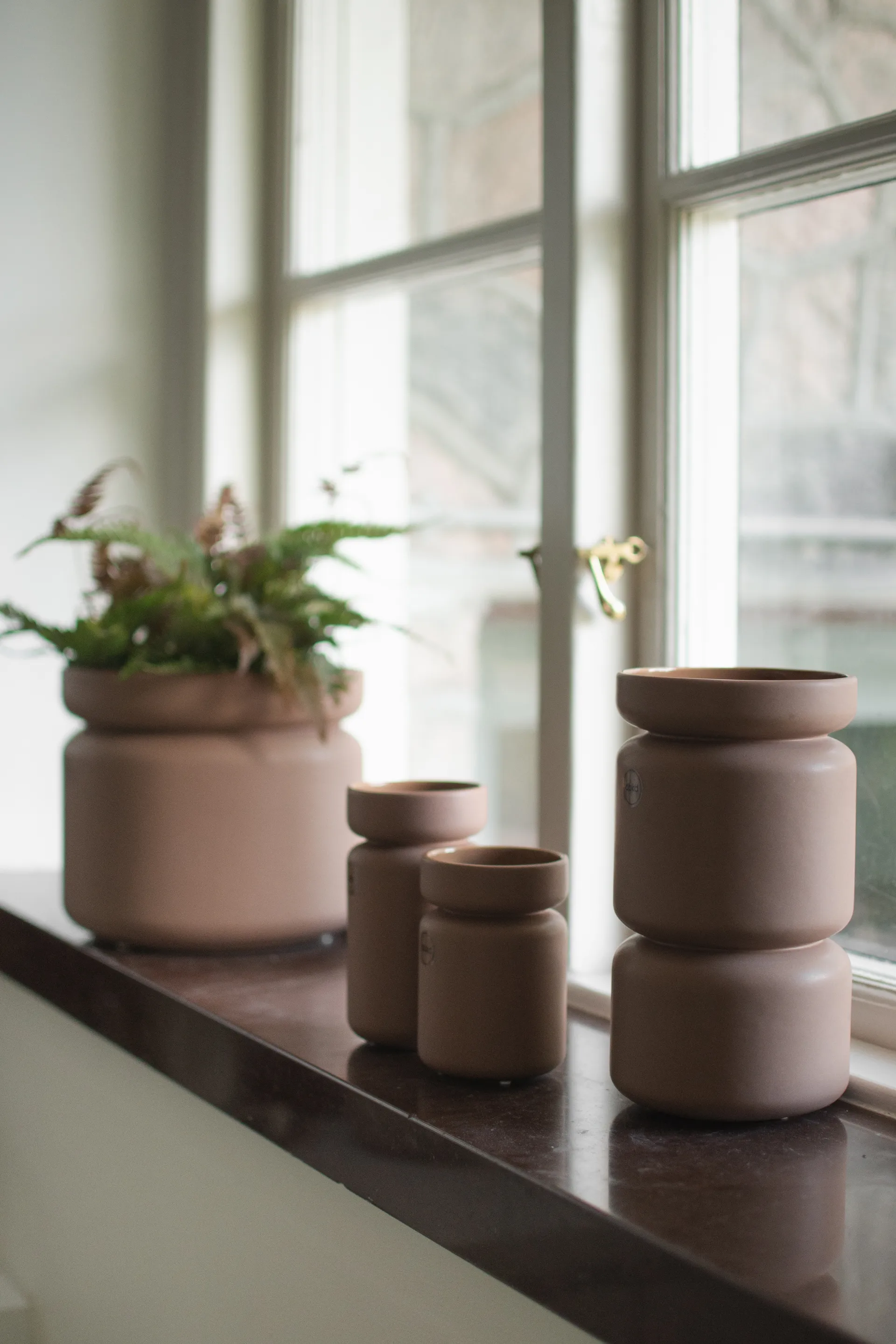 Neck pot, Nougat, Ø12x22.5 cm DBKD