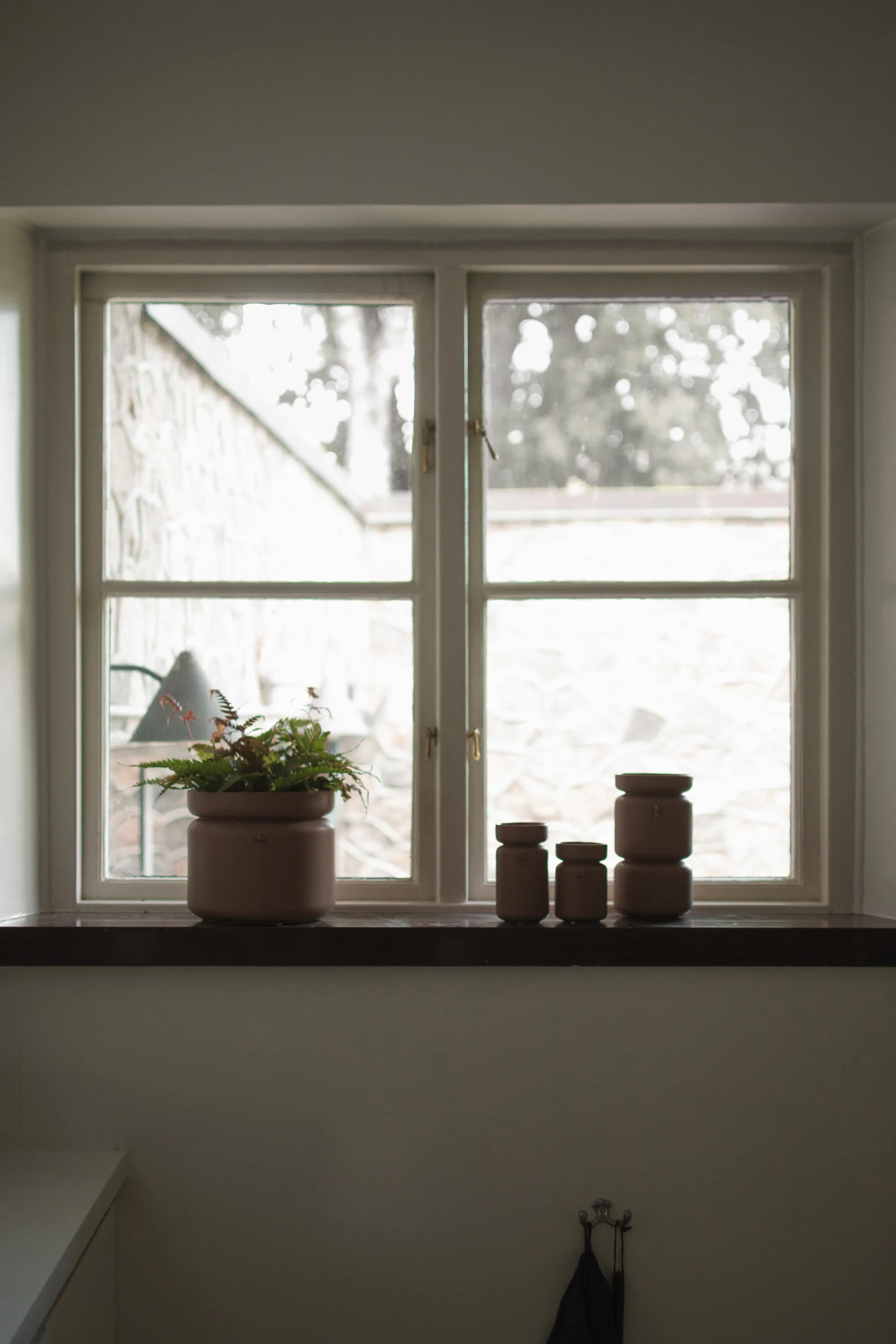 Neck pot, Nougat, Ø12x22.5 cm DBKD