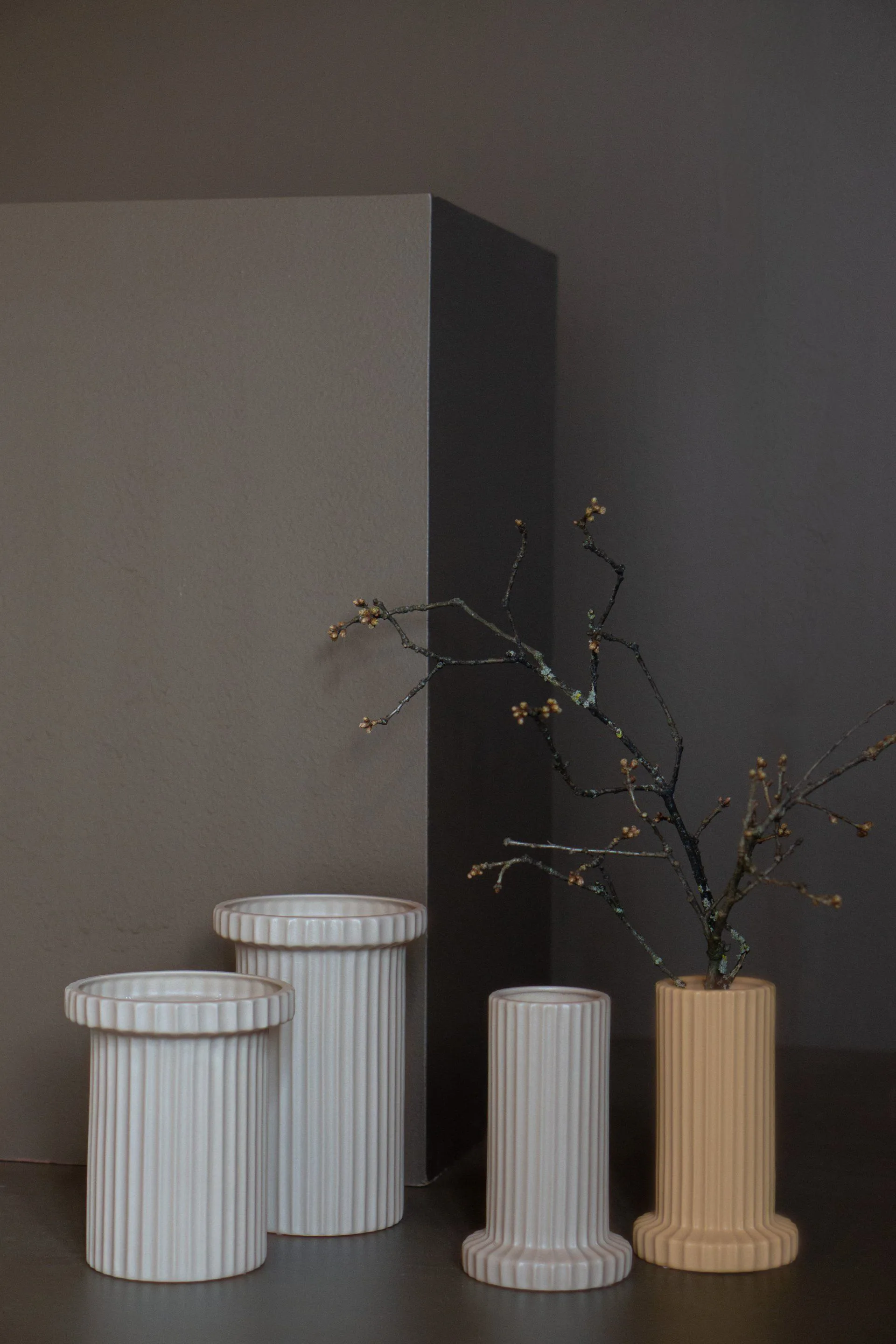 Stripe vase 18 cm, Sandy mole DBKD