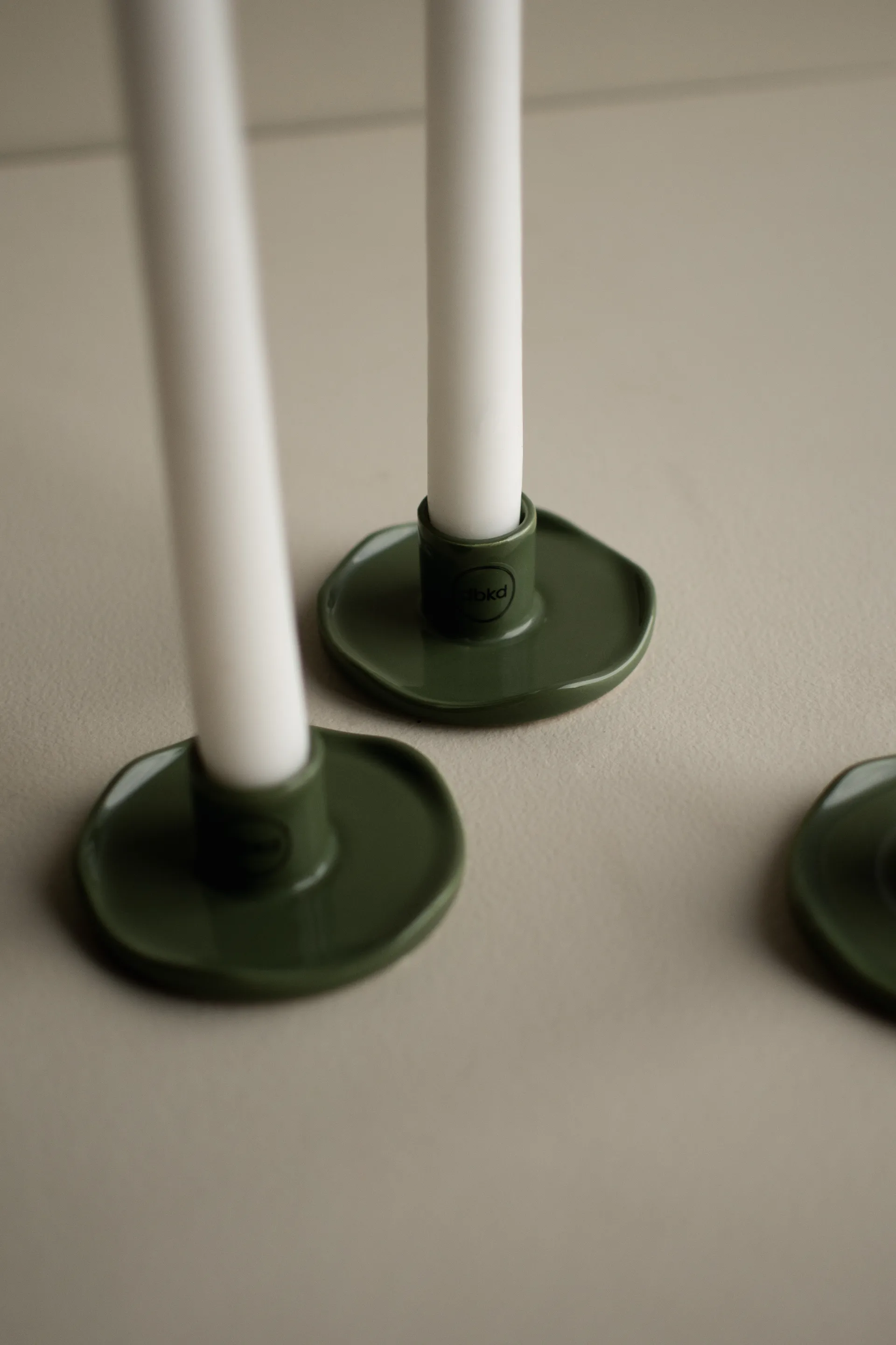 Wave candle sticks, Shiny green DBKD