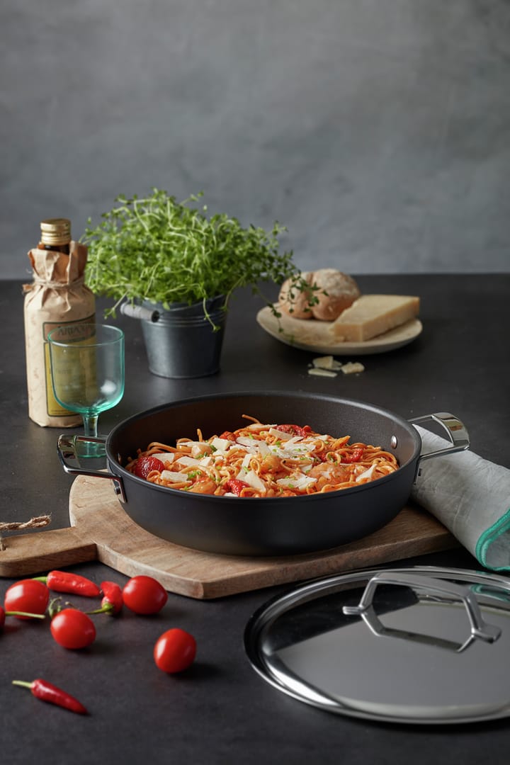 Demeyere Alu Pro sauce pan, Black Demeyere
