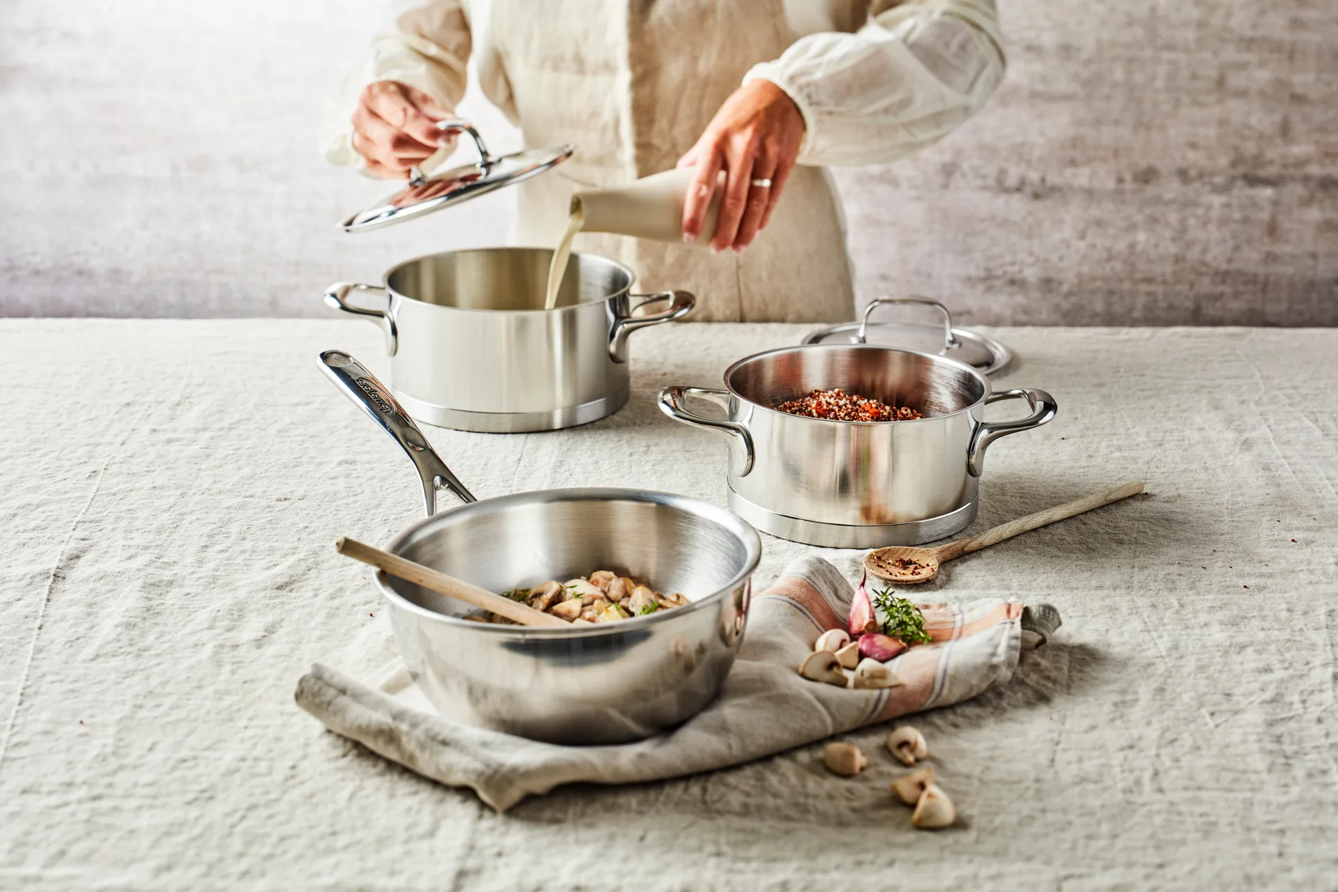 Demeyere Atlantis sauté pan, 2 l Demeyere