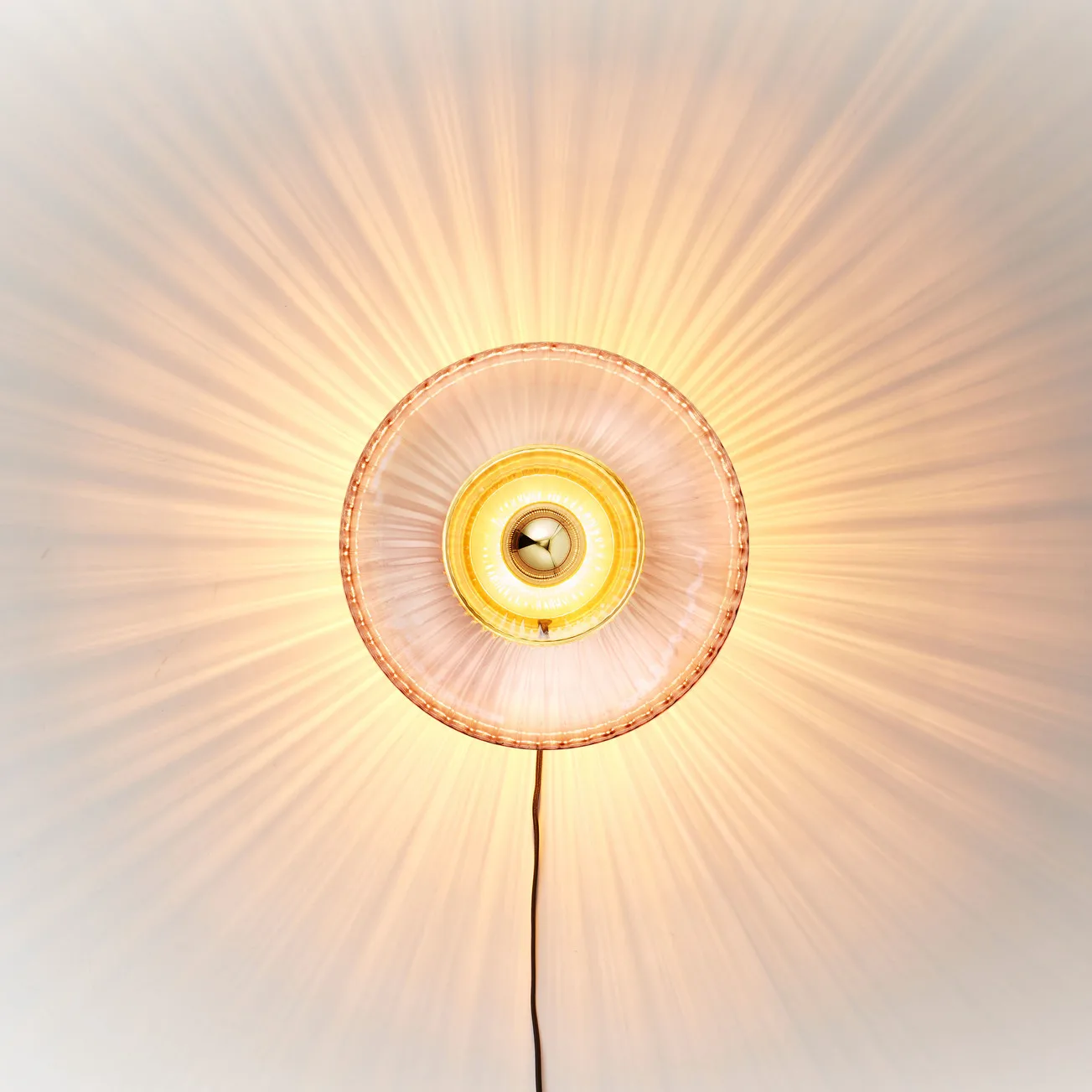 New Wave Optiv wall lamp XL, Rose Design By Us