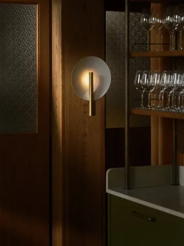 Furiko wall lamp - Brushed brass - Design For The People