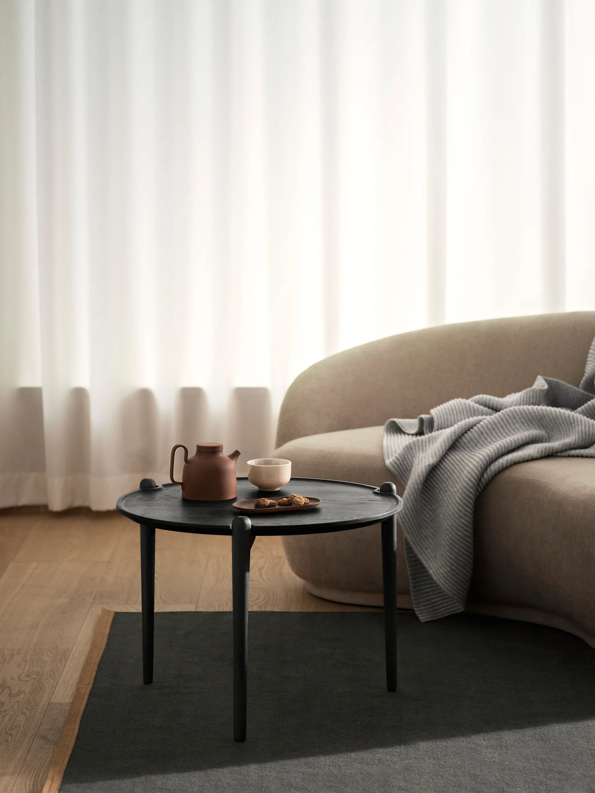 Aria coffee table high 46 cm, Black oak Design House Stockholm