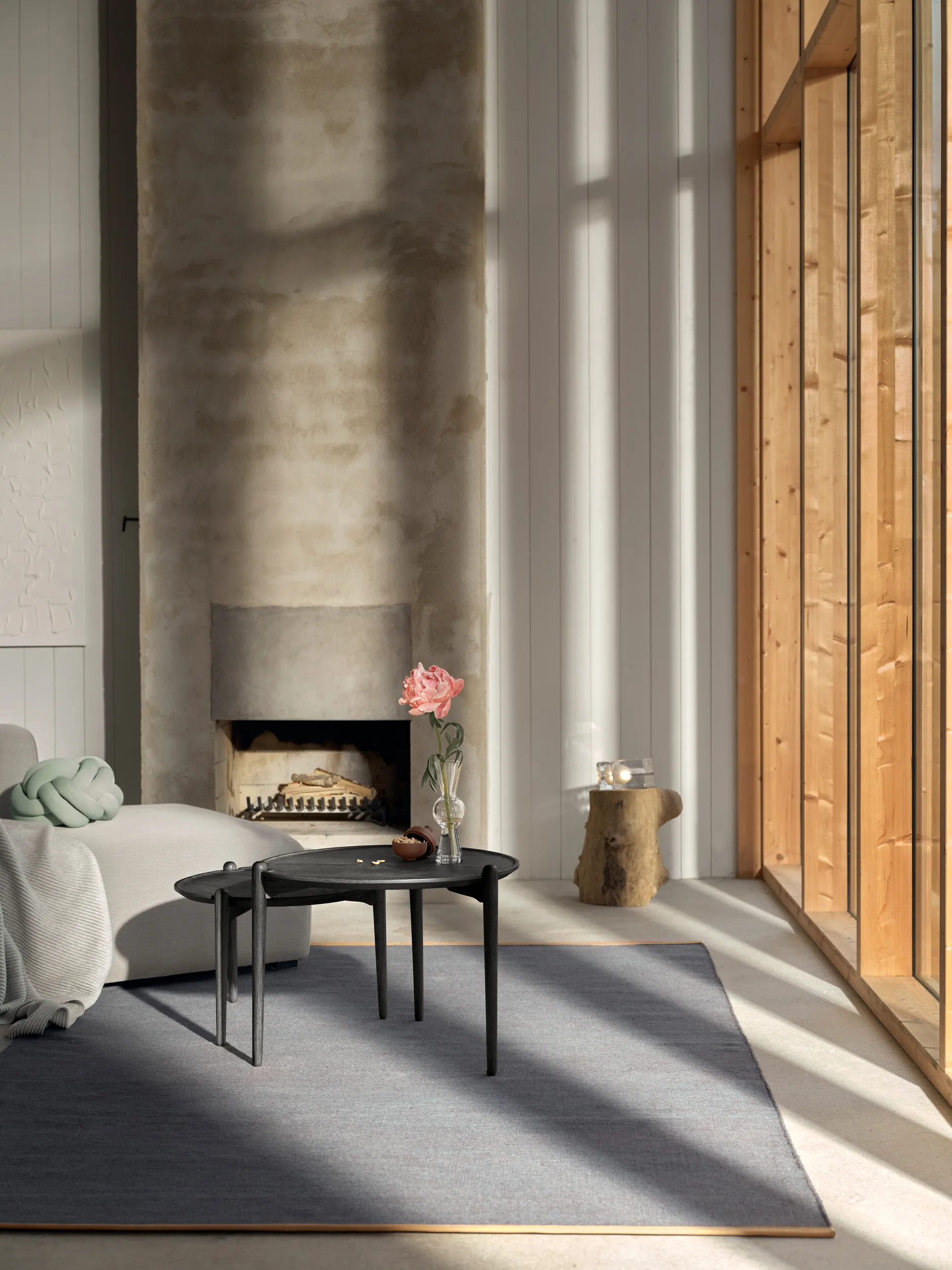 Aria coffee table high 46 cm, Black oak Design House Stockholm