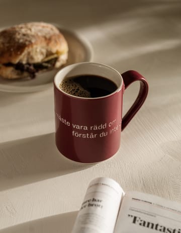 Astrid Lindgren mug 'Livet är en sak' - Swedish text - Design House Stockholm