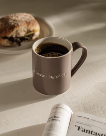 Astrid Lindgren mug. Trarallanrallanlej - Svensk text - Design House Stockholm