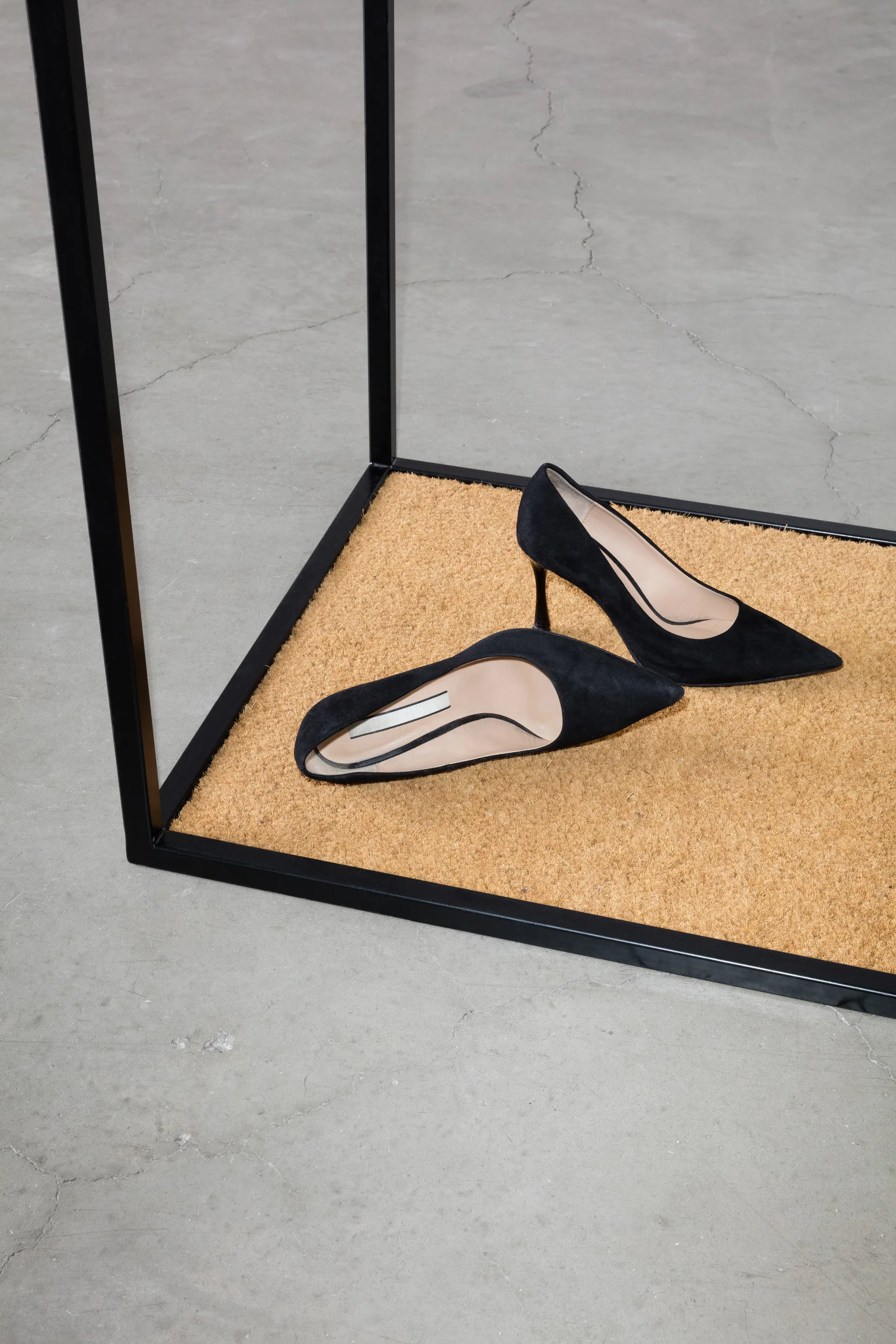 Ateljé clothes hanger, Black Design House Stockholm