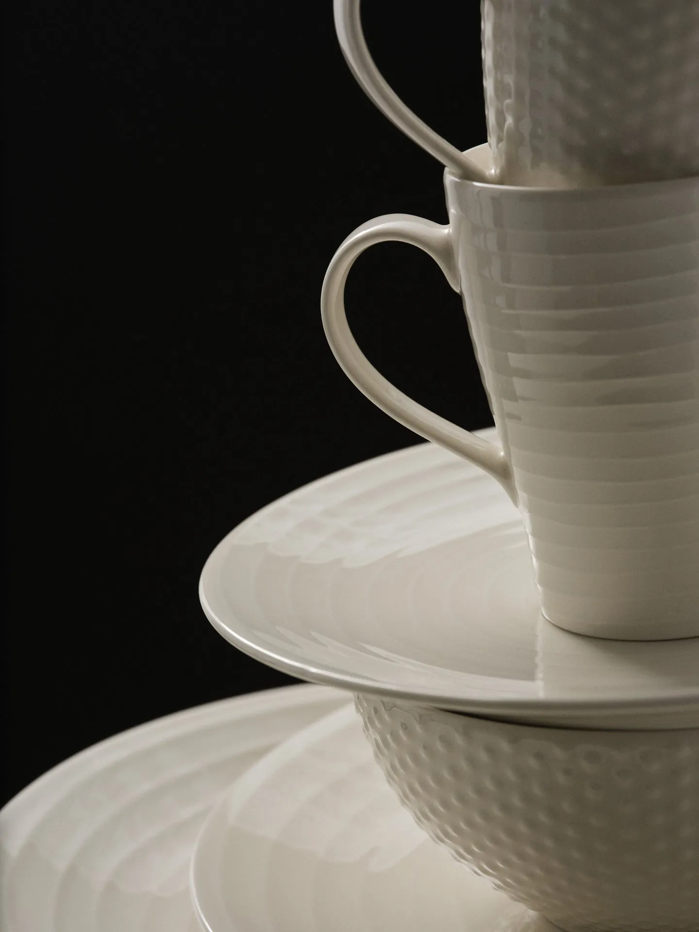 Blond dinner plate 28 cm, stripe white Design House Stockholm