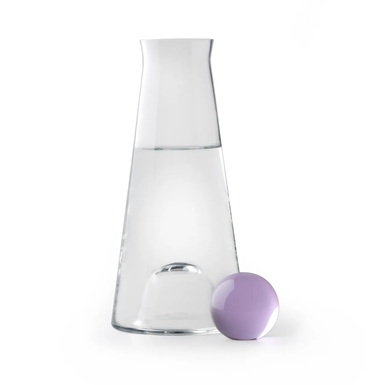 Design House Stockholm Fia carafe amethyst | Scandinavian Design | Water jugs and carafes | Transparent
