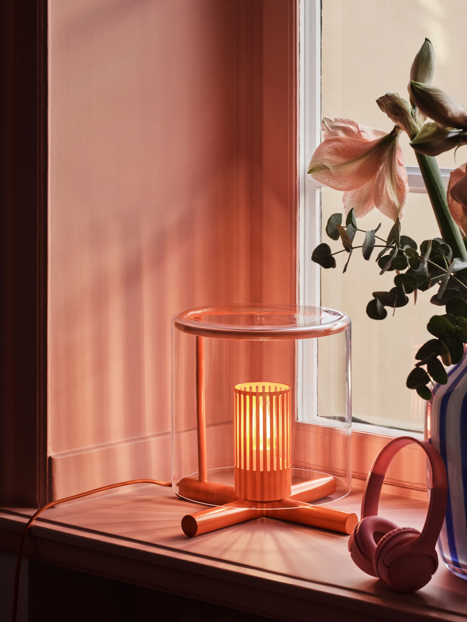 Fire Place table lamp, Red Design House Stockholm