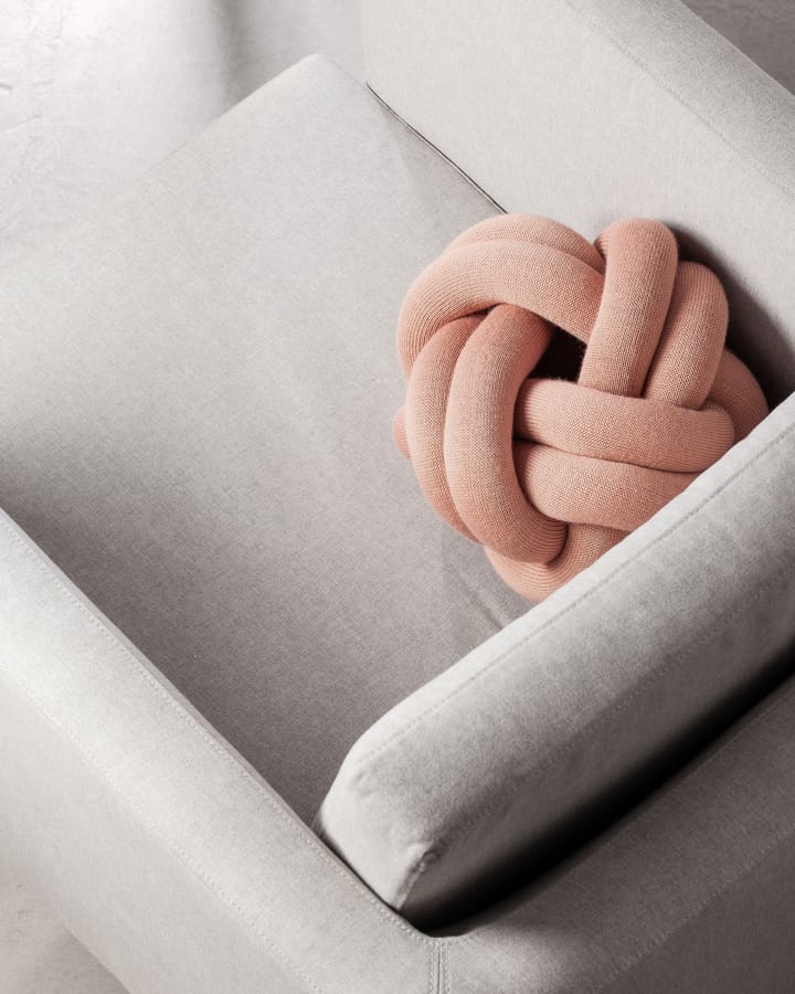 Knot pillow - Dusty pink - Design House Stockholm