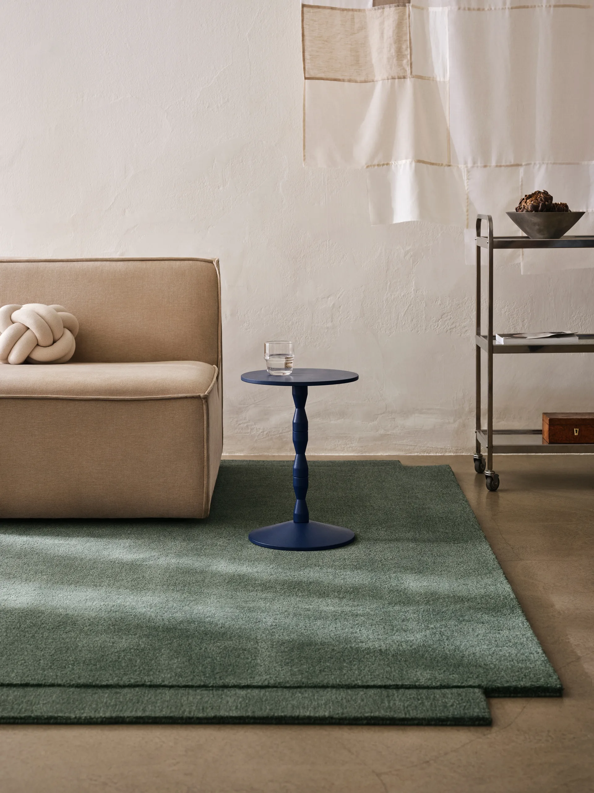 Pedestal table Ø31x67.5 cm, Blue Design House Stockholm