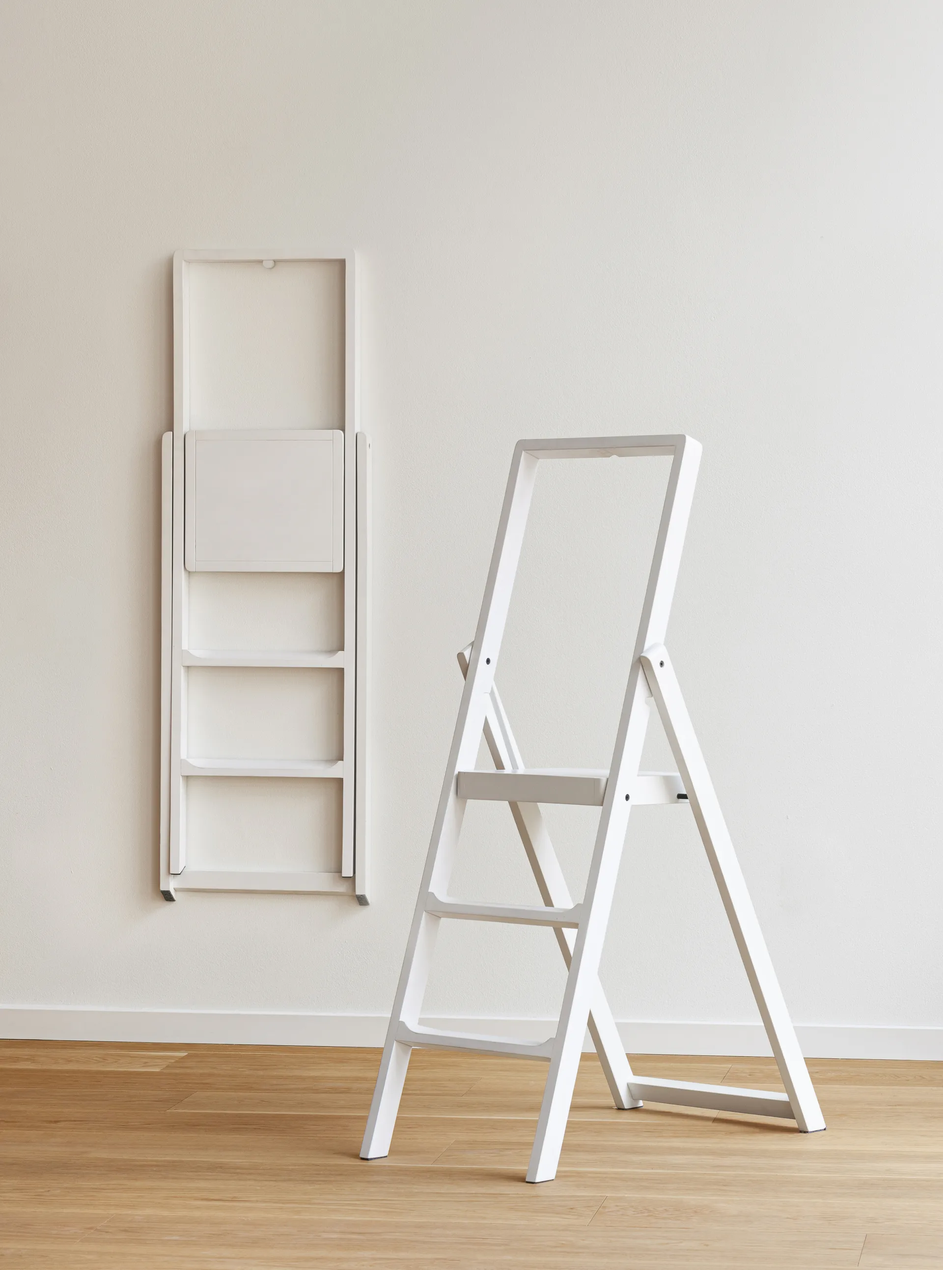 Step ladder, White-lacquered Design House Stockholm