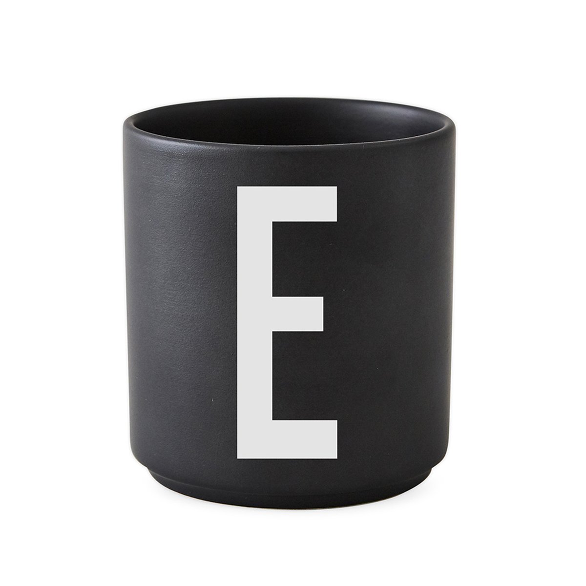 Design Letters cup black E | Scandinavian Design | Coffee cups | Black