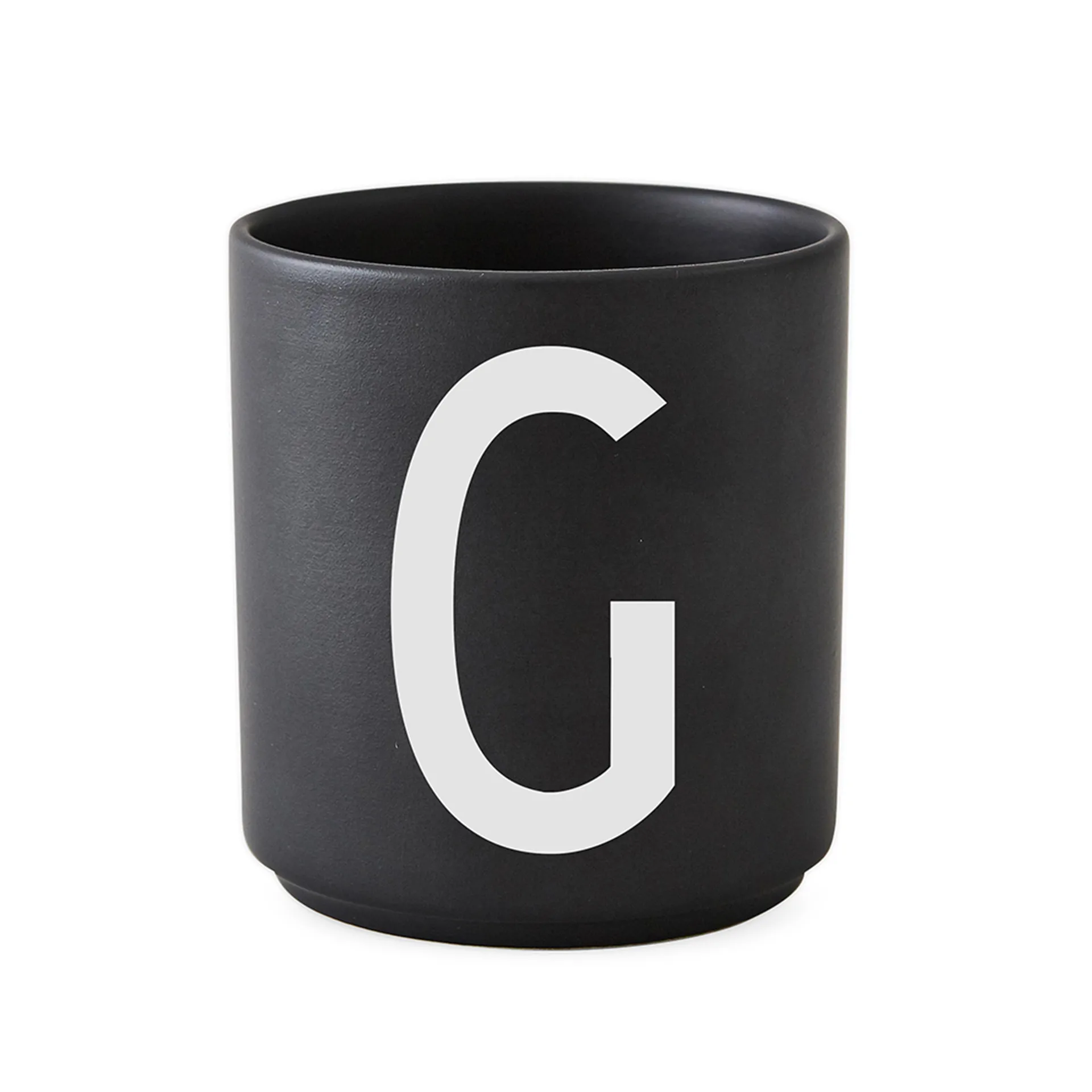 Design Letters cup black, G Design Letters