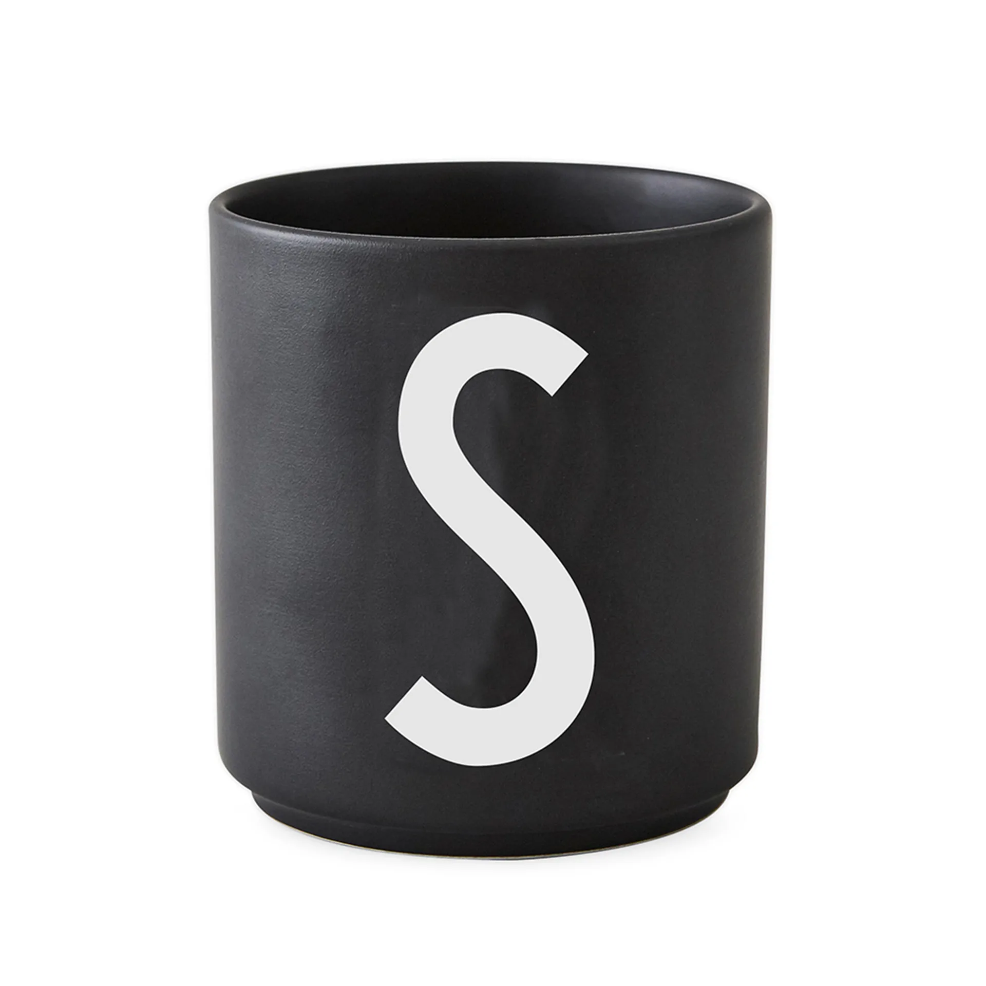 Design Letters cup black, S Design Letters