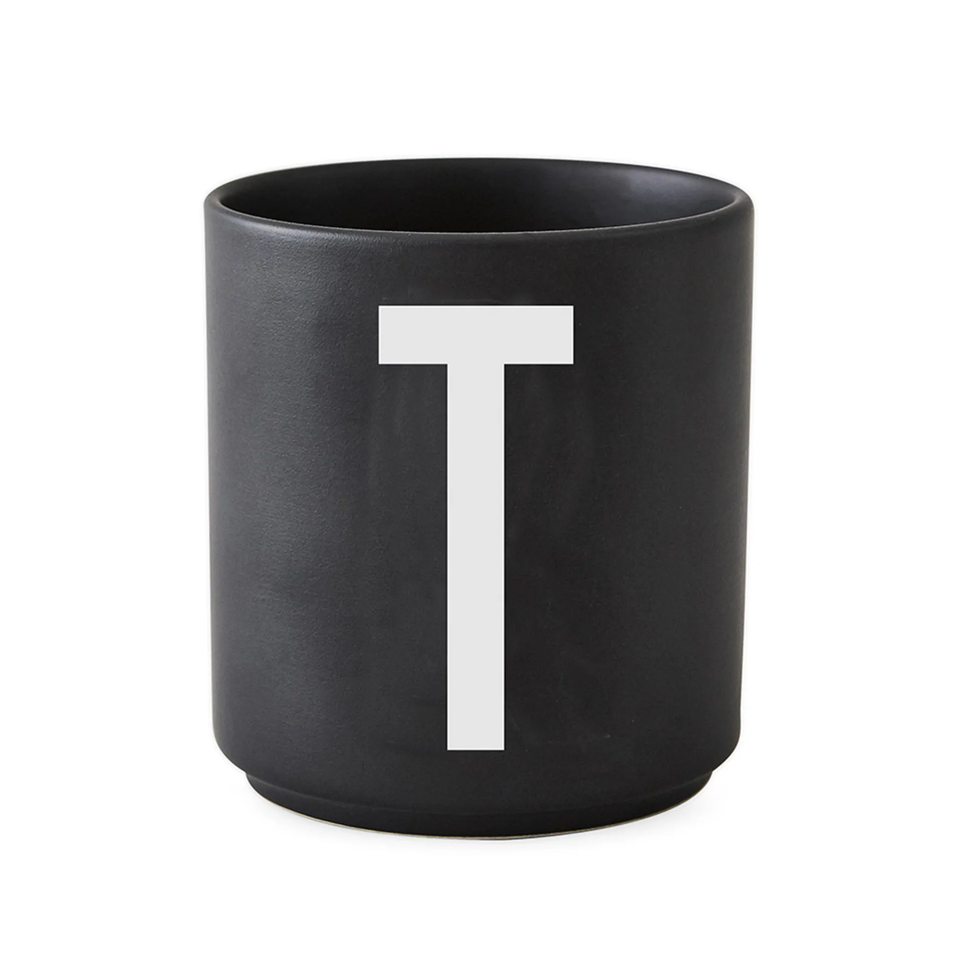 Design Letters cup black, T Design Letters