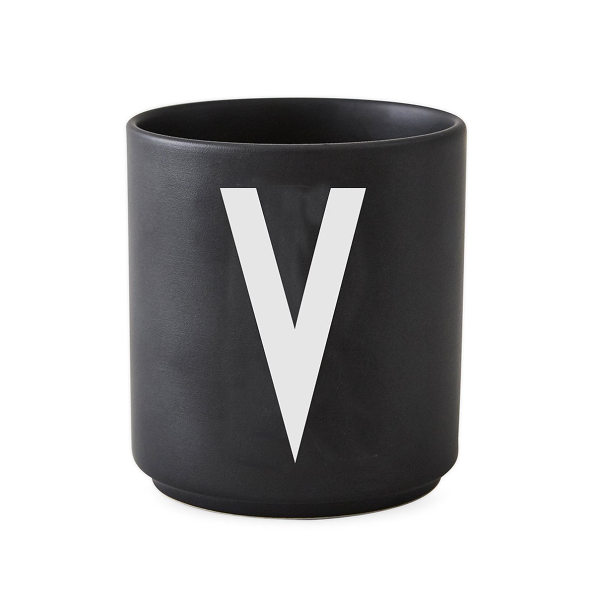 Design Letters cup black V | Scandinavian Design | Coffee cups | Black