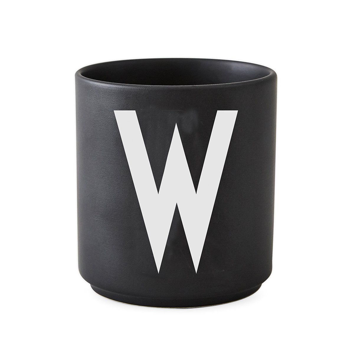 Design Letters cup black W | Scandinavian Design | Coffee cups | Black