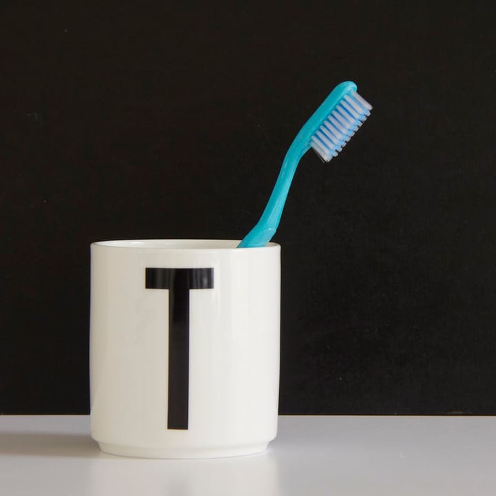 Design Letters cup - T - Design Letters