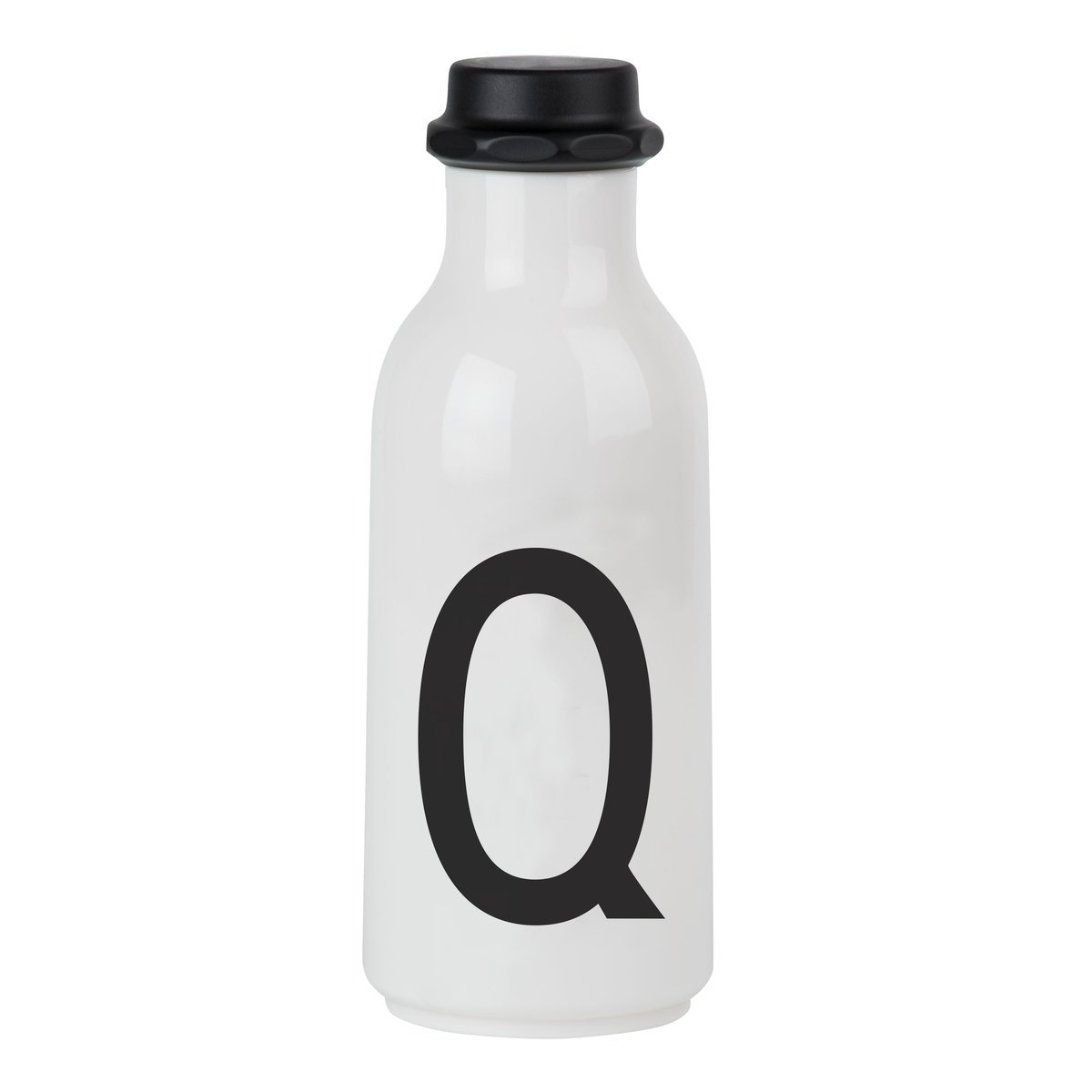 Design Letters drinking bottle Q | Scandinavian Design | Water bottles | Black