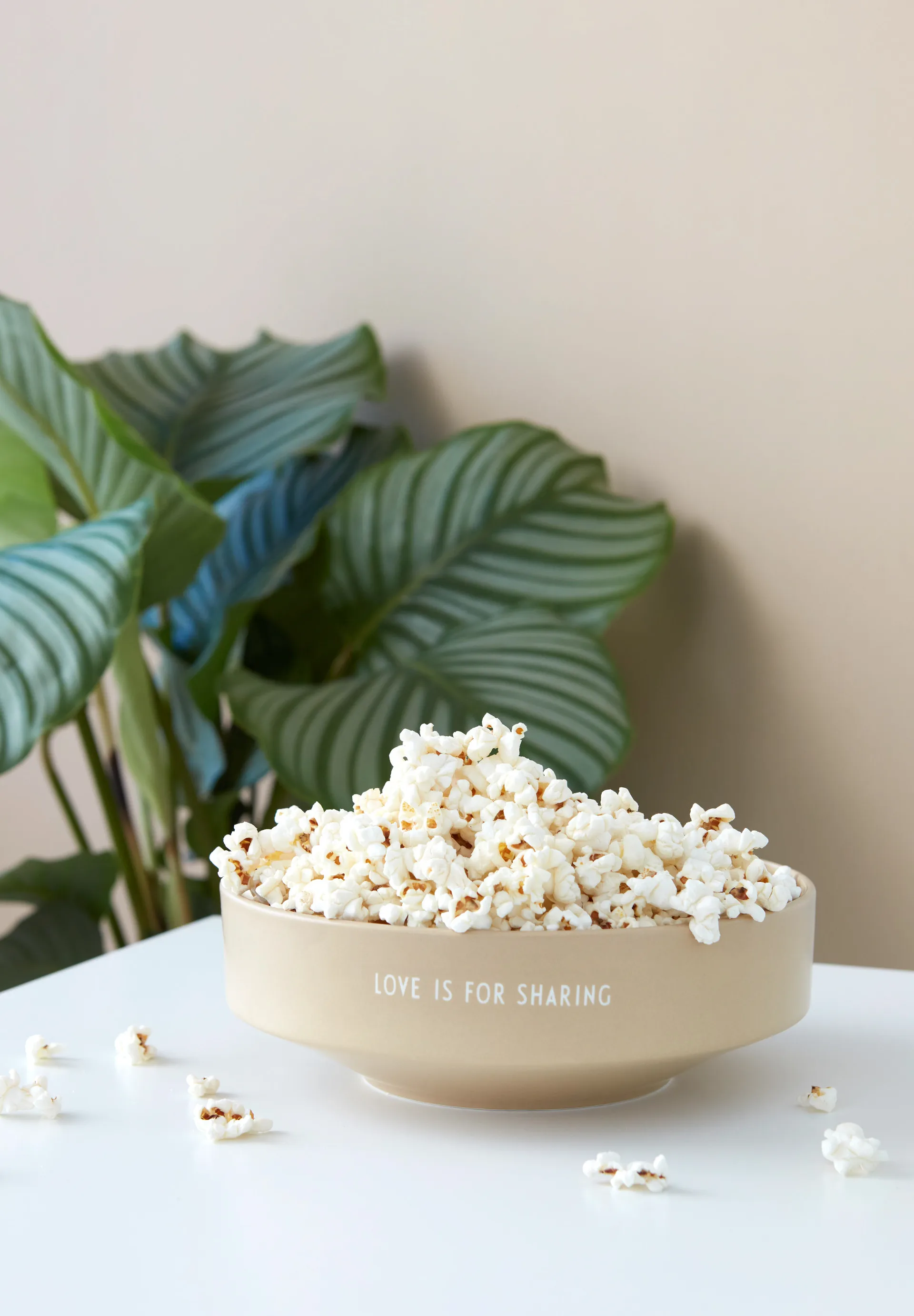 Design Letters favourite bowl large Ø22 cm, Beige Design Letters