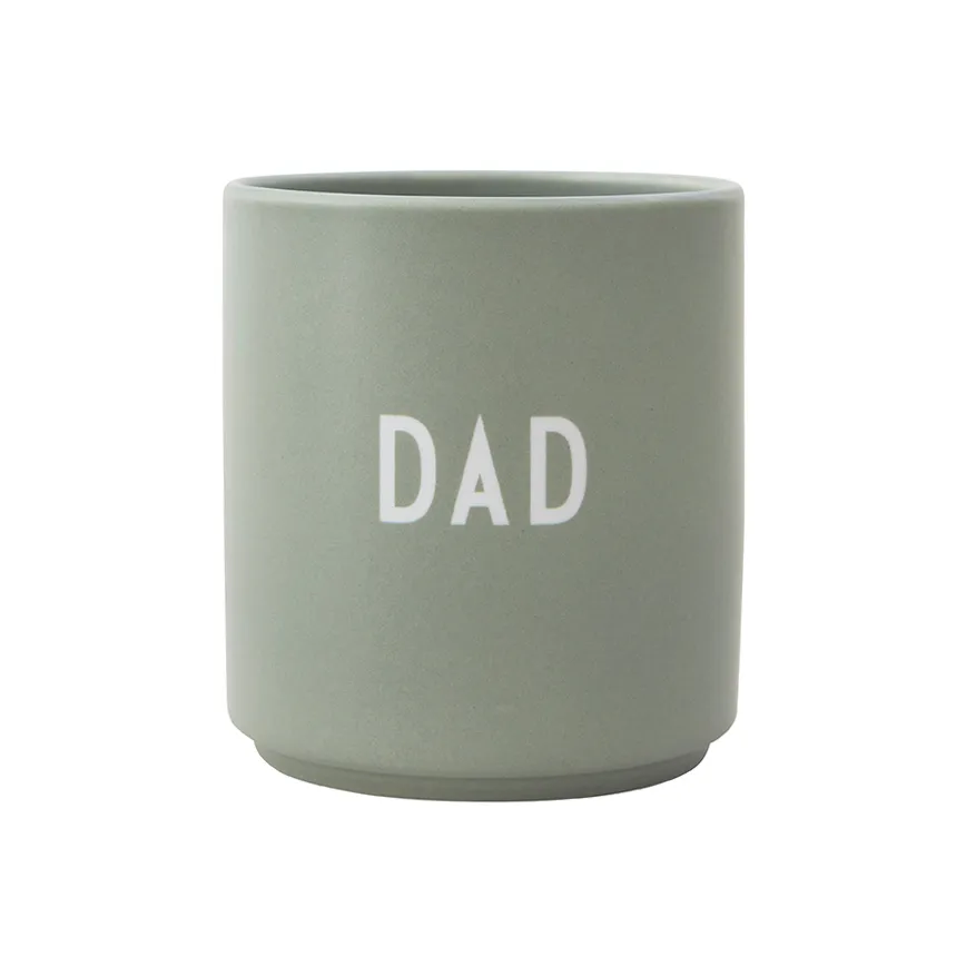 Design Letters favourite cup 25 cl, Dad/Love-green Design Letters