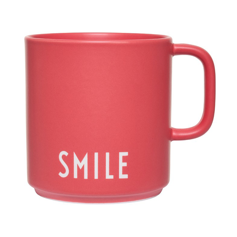 Design Letters favourite cup with handle 25 cl Red | Scandinavian Design | Coffee cups | Red