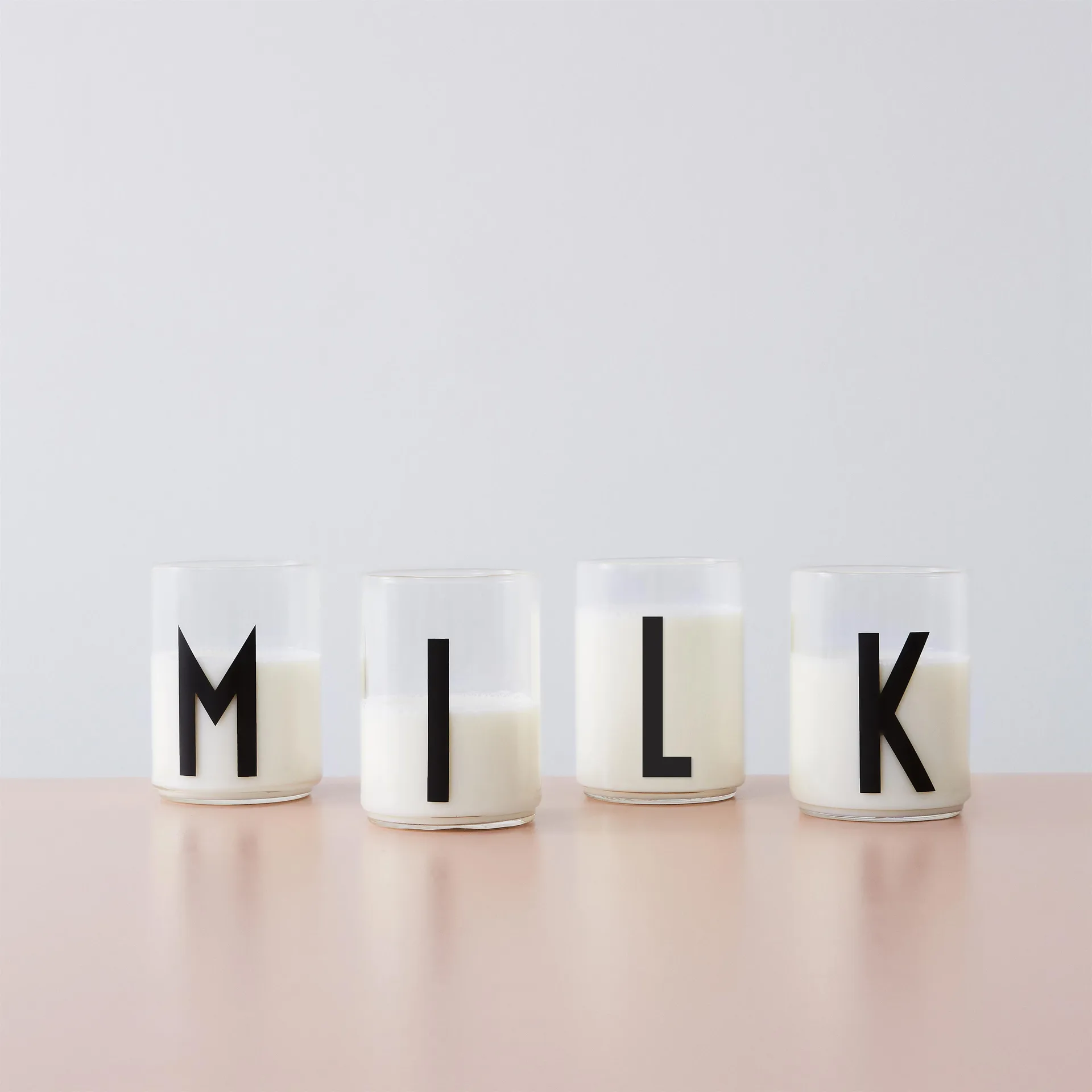 Design Letters glass, L Design Letters