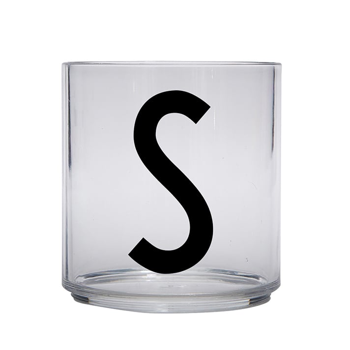 Design Letters Kids glass S | Scandinavian Design | Drinking glasses & tumblers | Transparent