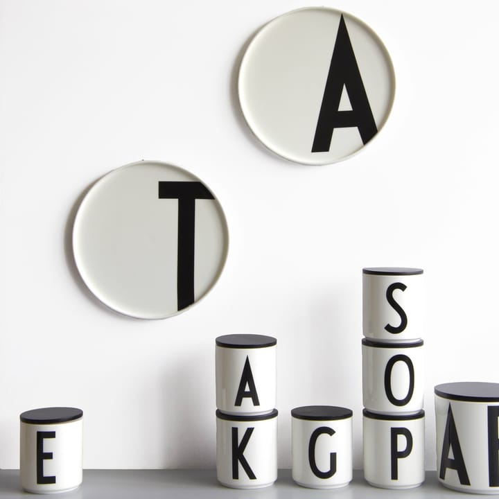 Design Letters plate - M - Design Letters