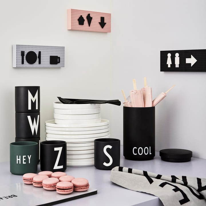 Design Letters Signal icons - Black - Design Letters