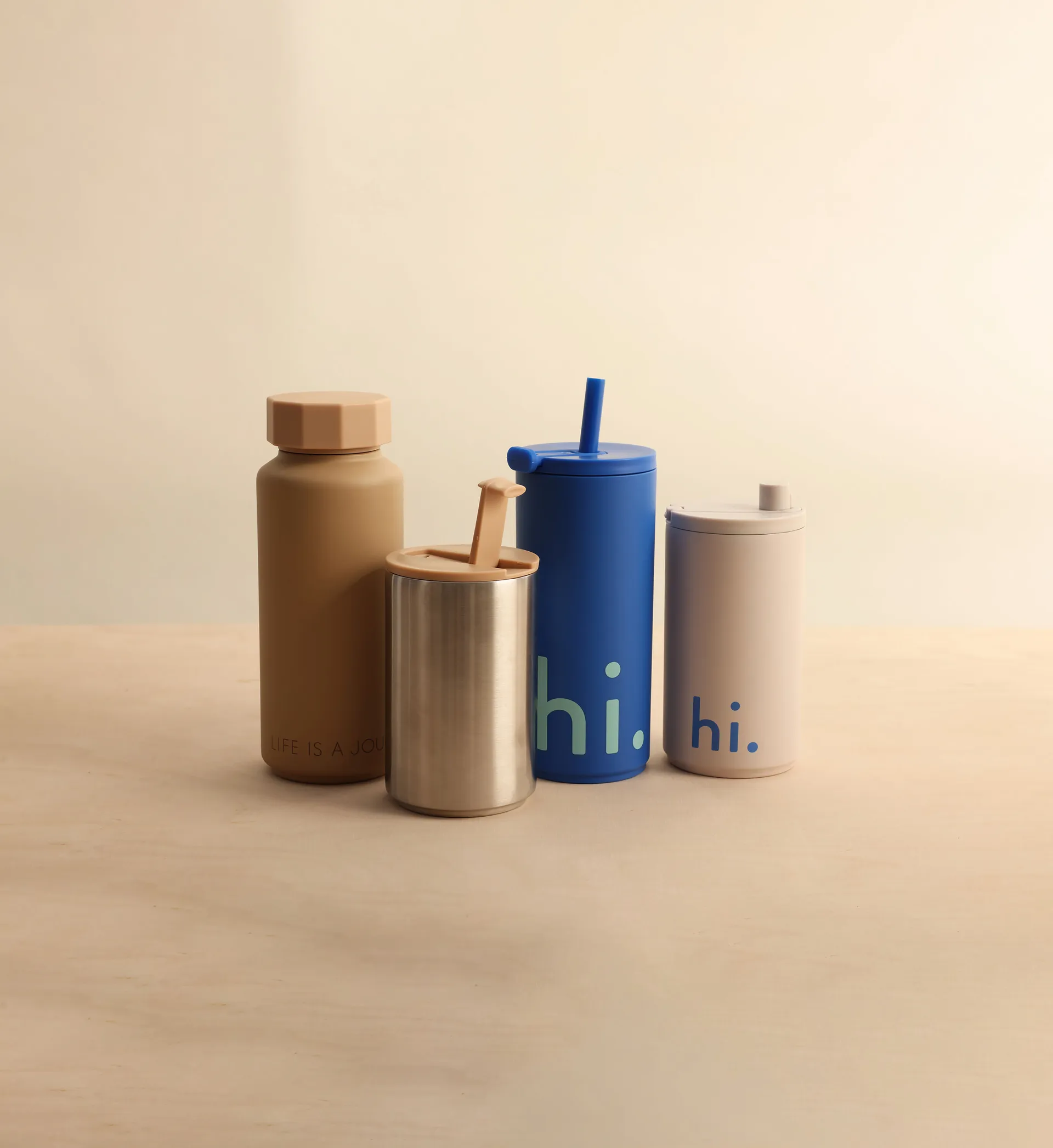 Travel Life thermos with straw 50 cl, Hi-cobalt blue Design Letters