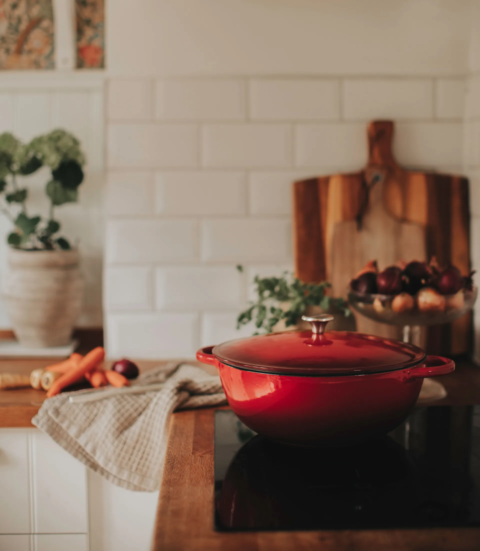 Gitty cast iron pot 7.2 L, Red Dorre