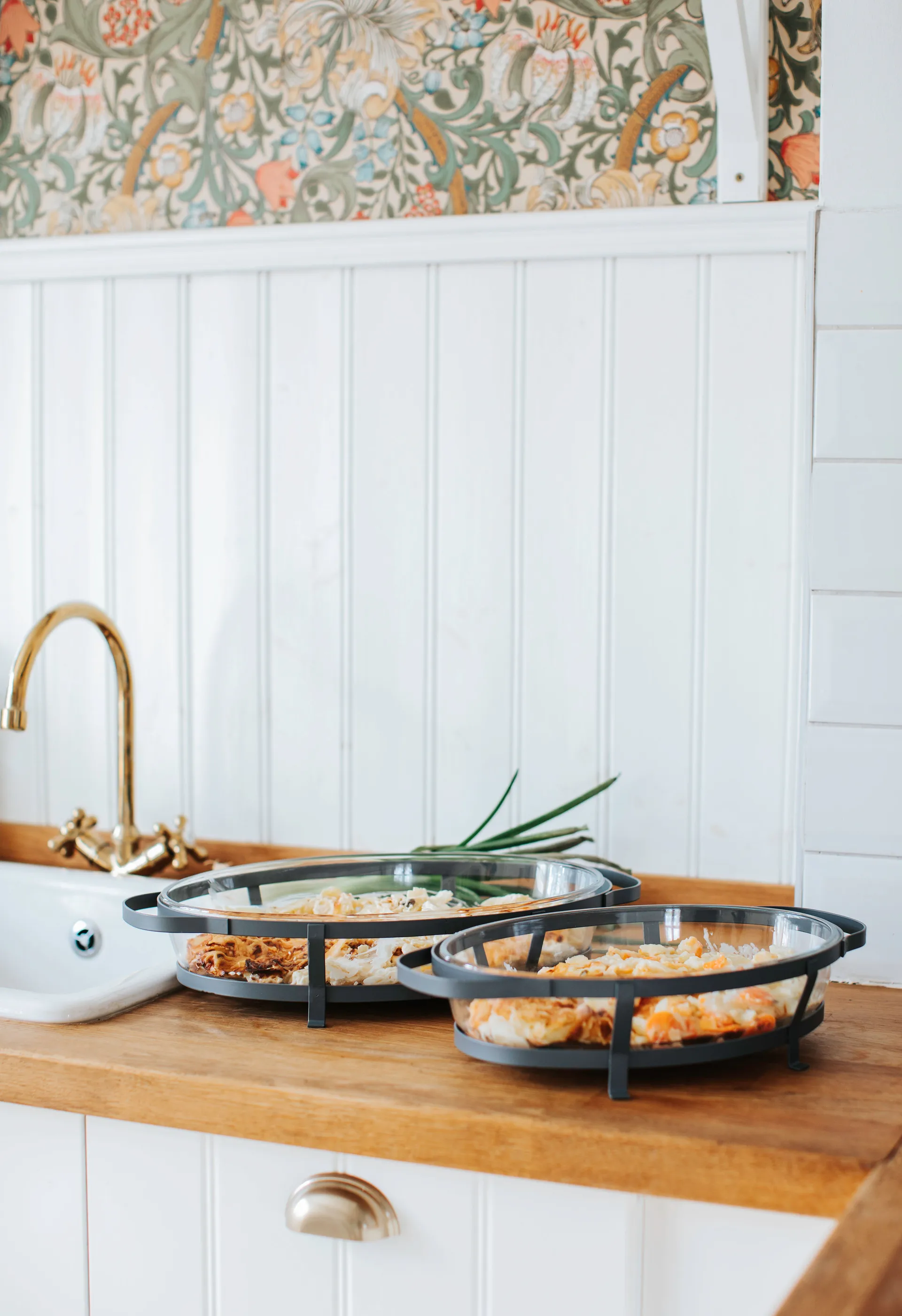 Grace oven dish glass with rack, 2 L Dorre