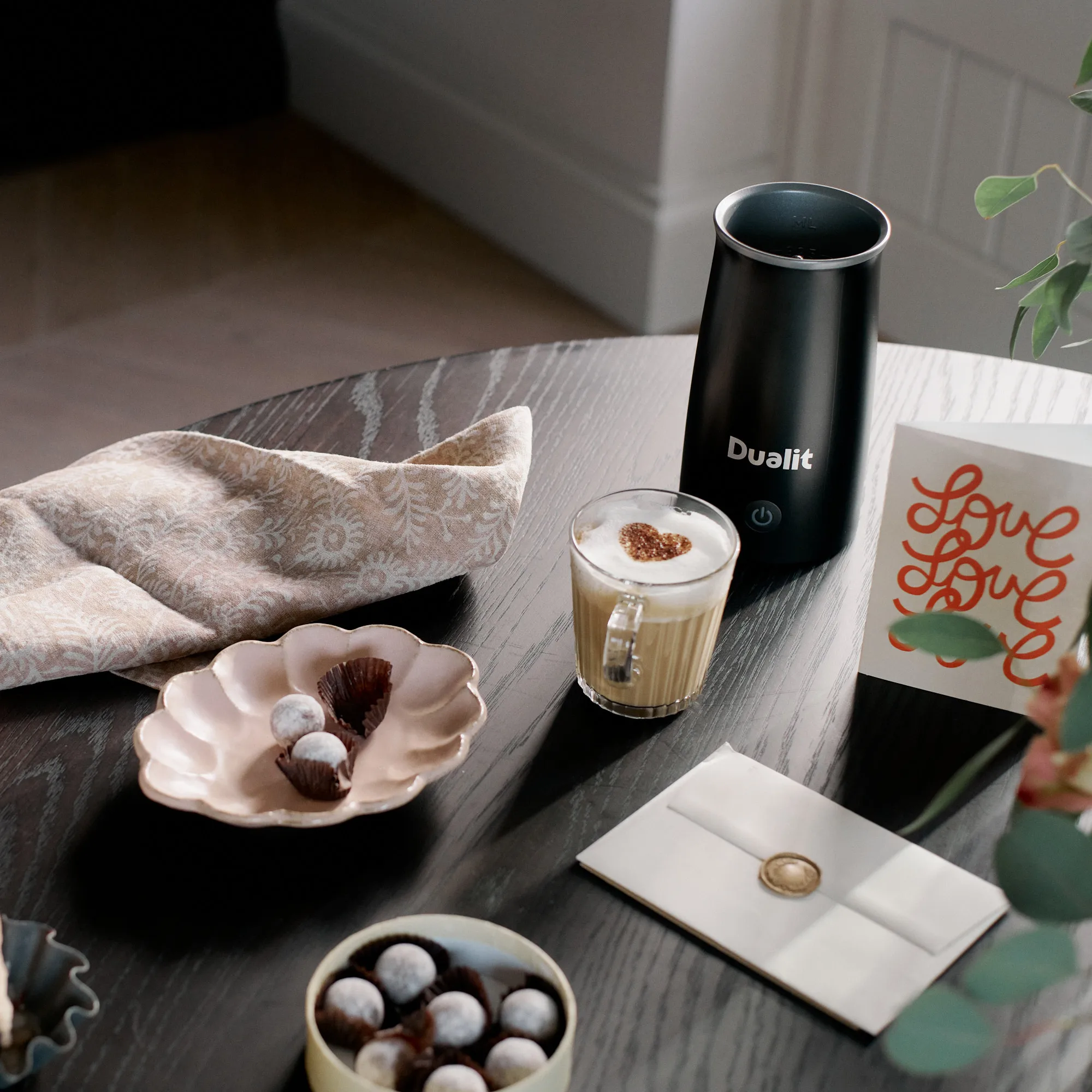 Dualit milk frother with chocolate function cm, Black