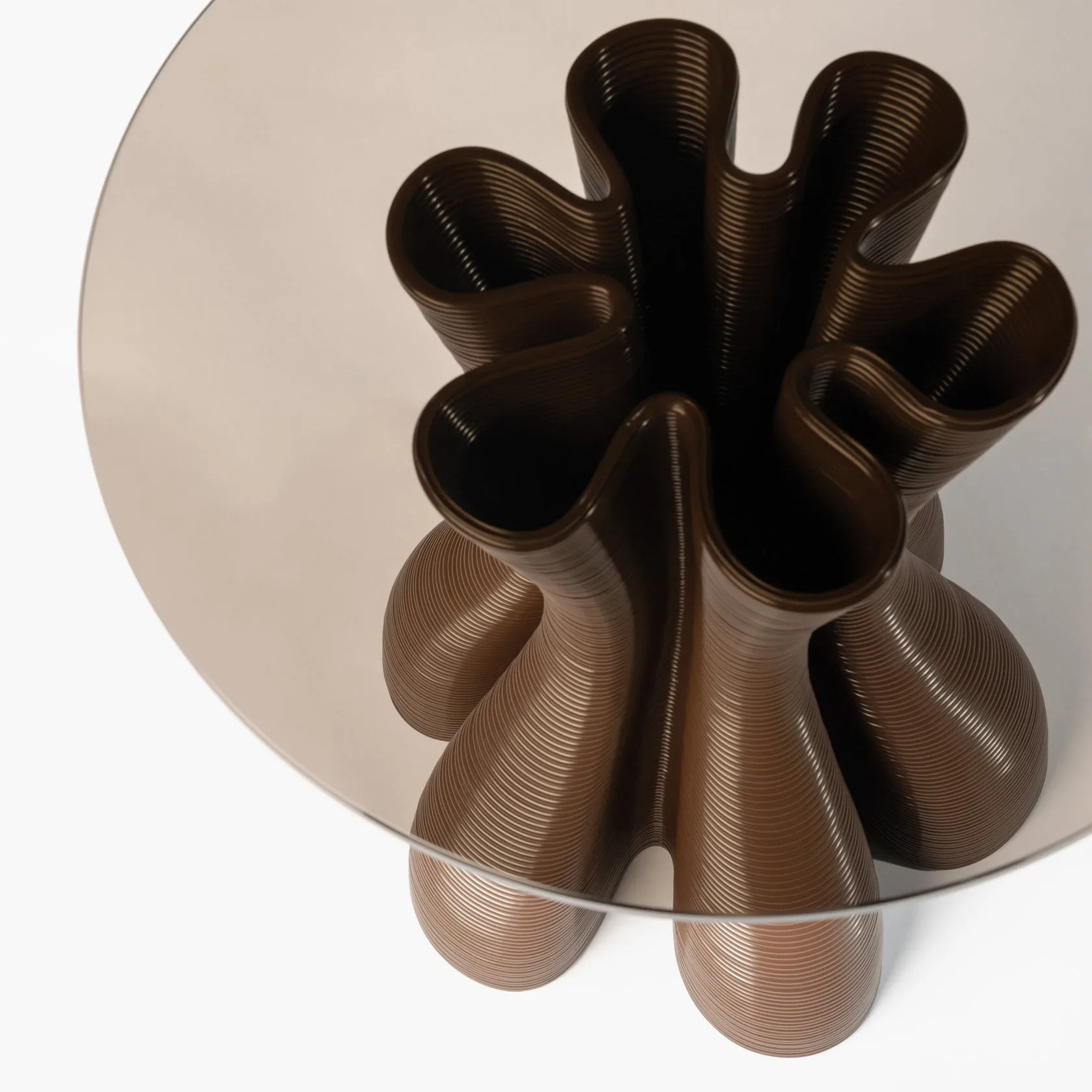 Anemone side table Ø50 cm, Chocolate Ekbacken Studios